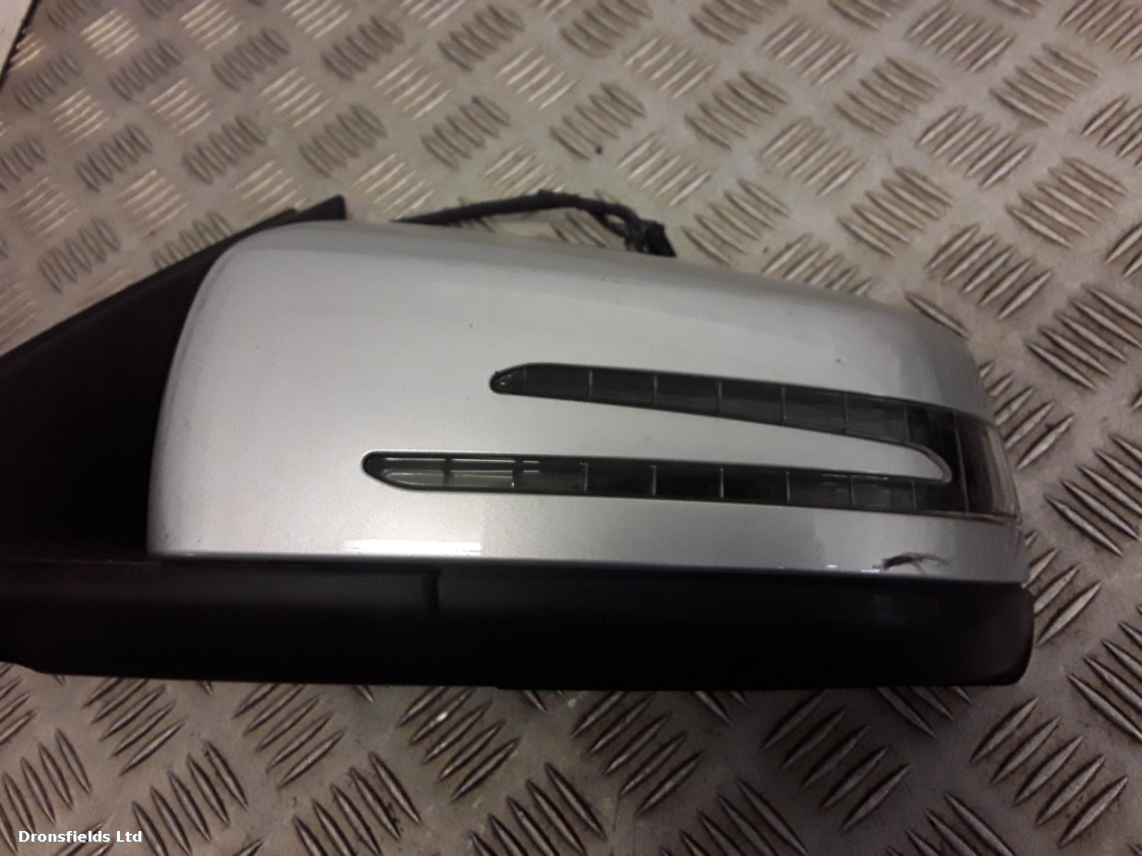 View Auto part L Door Mirror Mercedes C Class 2014