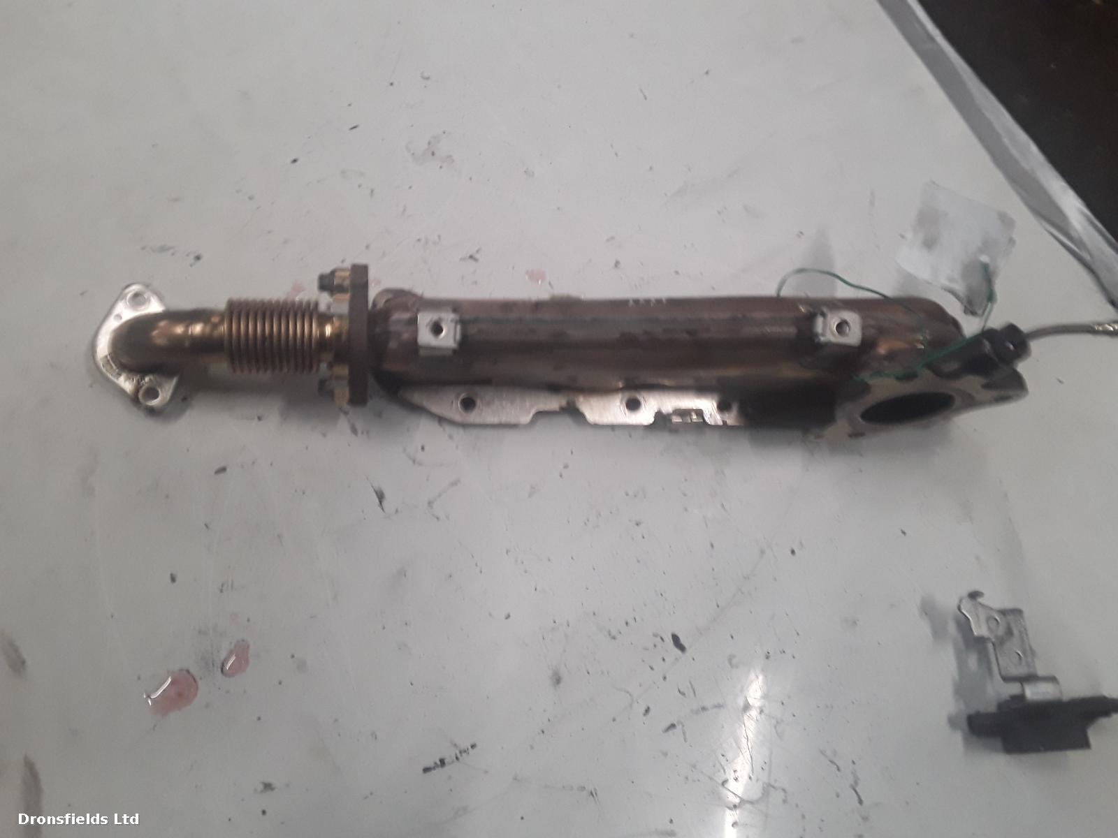 View Auto part Exhaust Manifold Mercedes Sprinter 2017