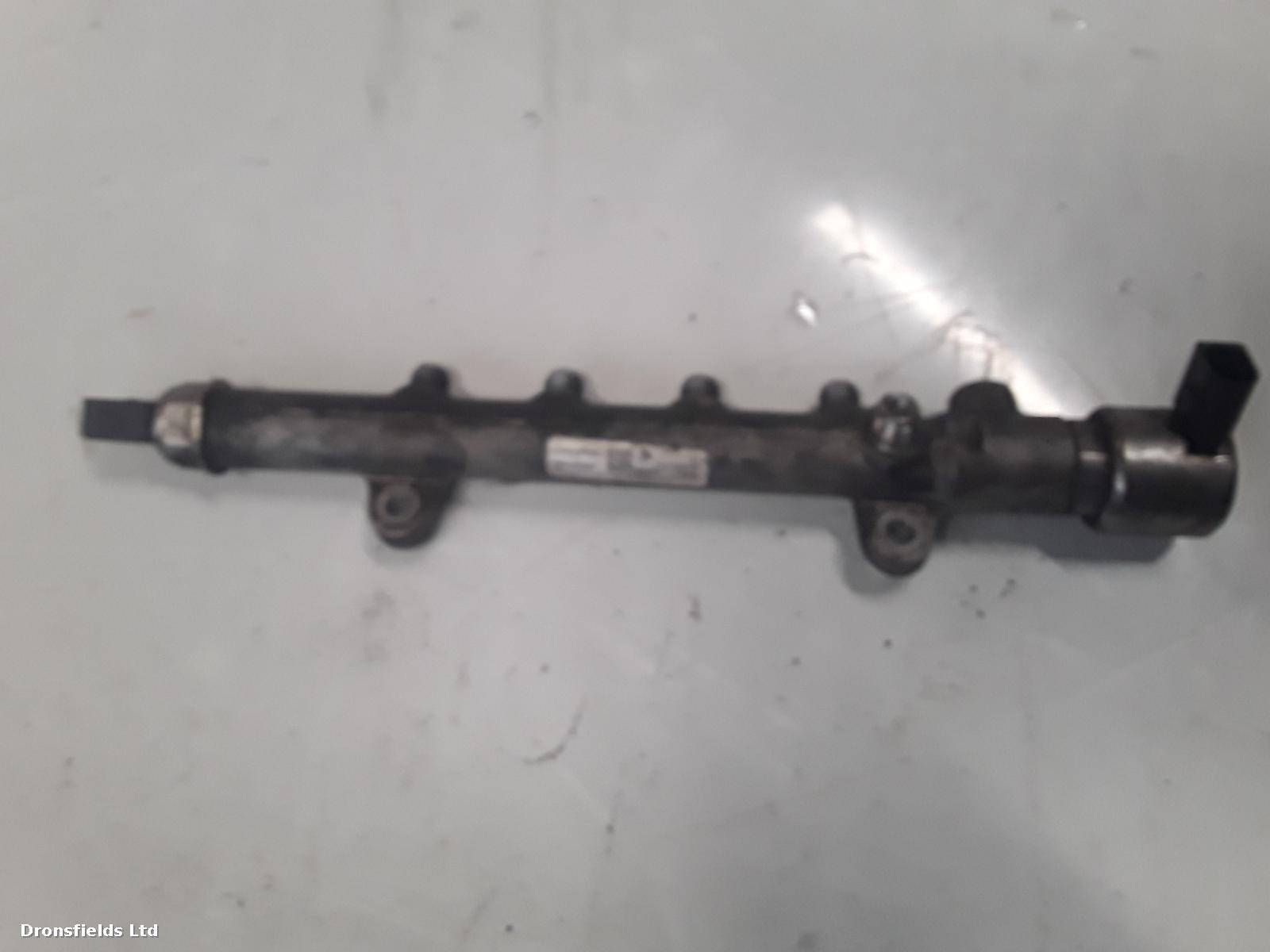 View Auto part Injection Rail Mercedes Sprinter 2017