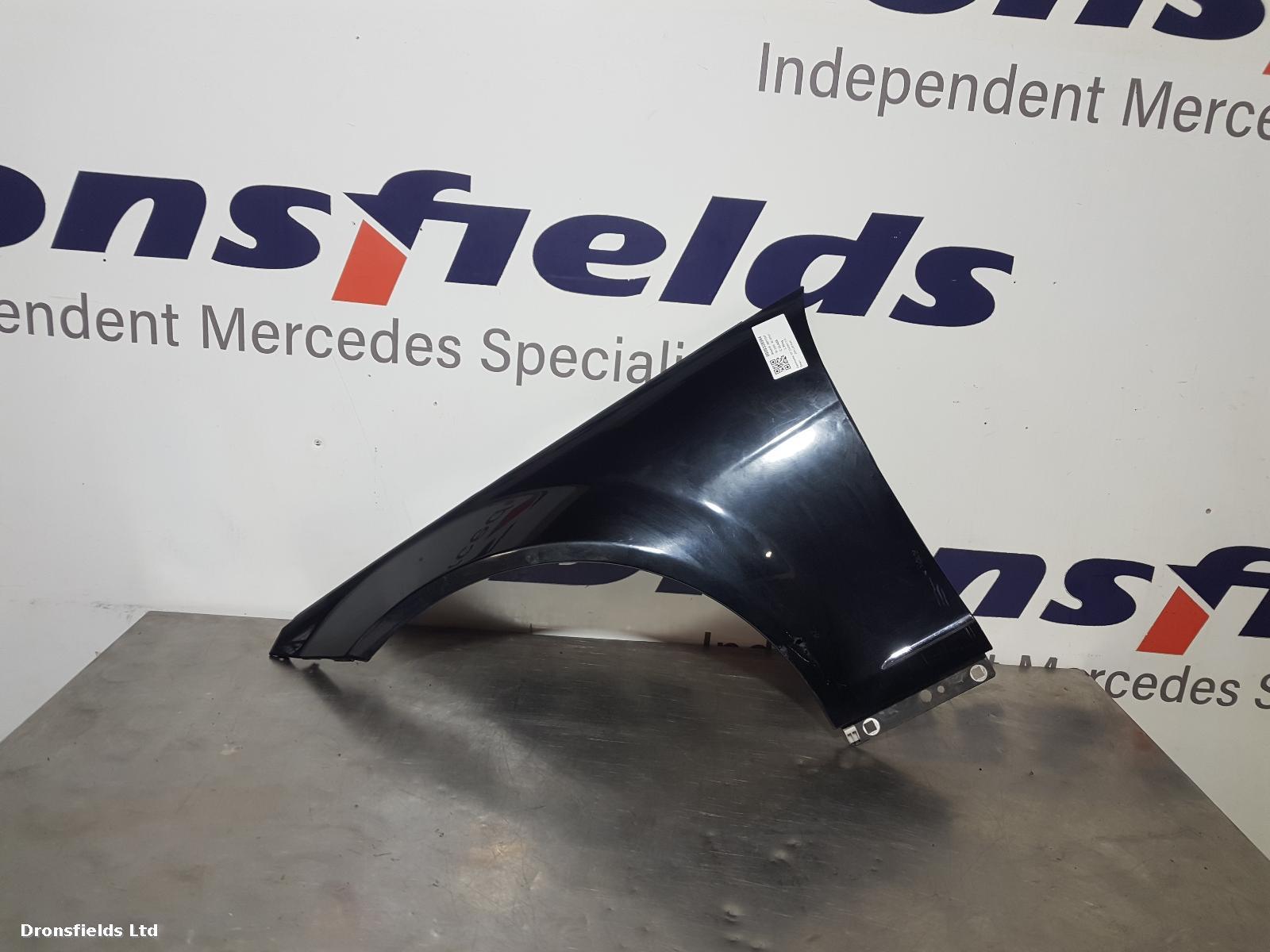 View Auto part L Wing Mercedes C Class 2008
