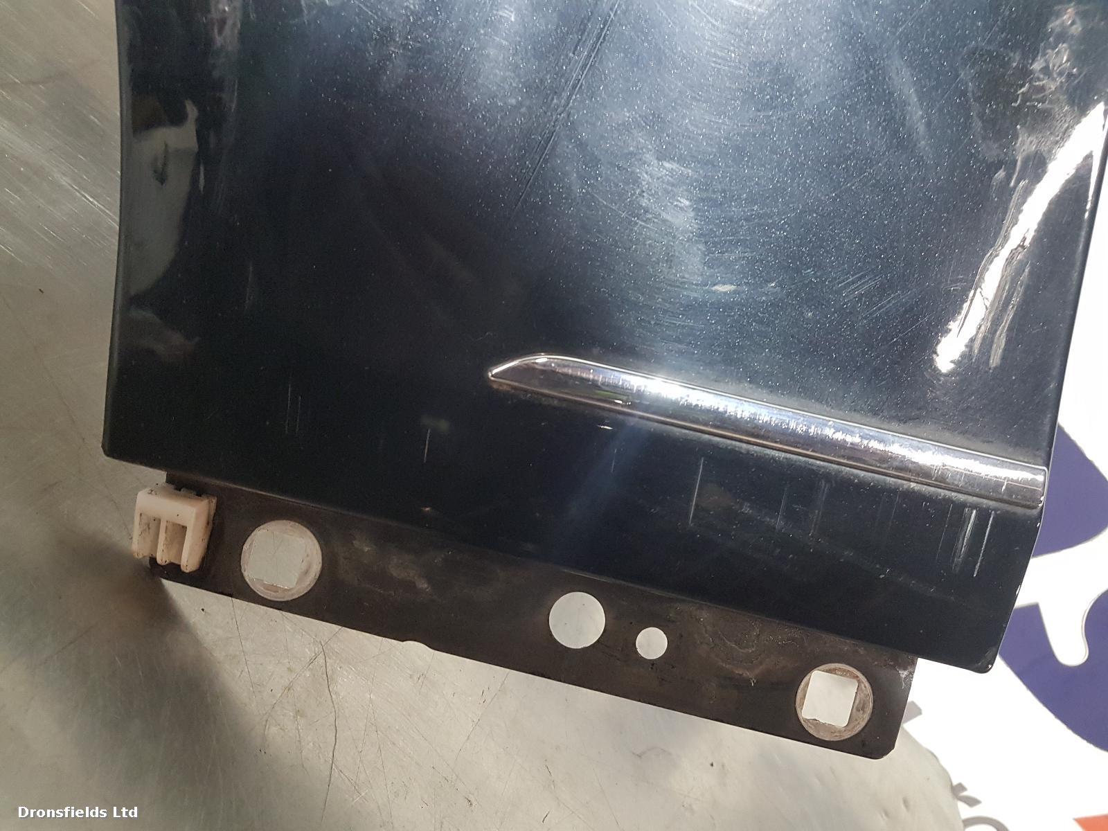 View Auto part L Wing Mercedes C Class 2008