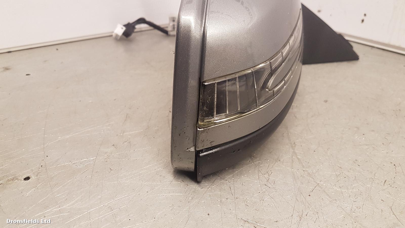View Auto part R Door Mirror Mercedes C Class 2013