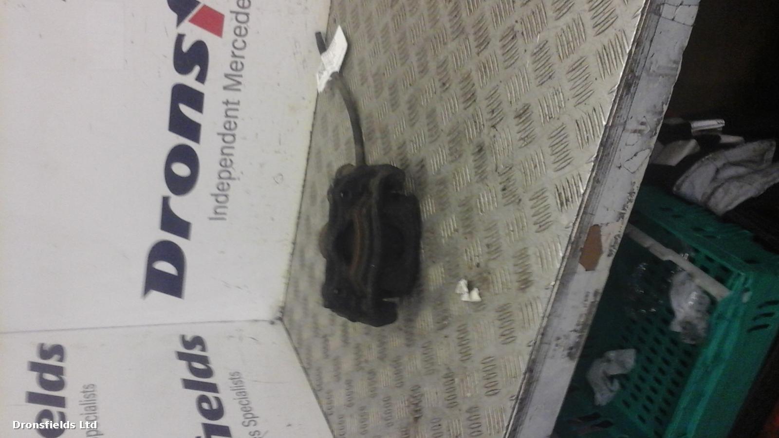 View Auto part Caliper Mercedes Sprinter 2019
