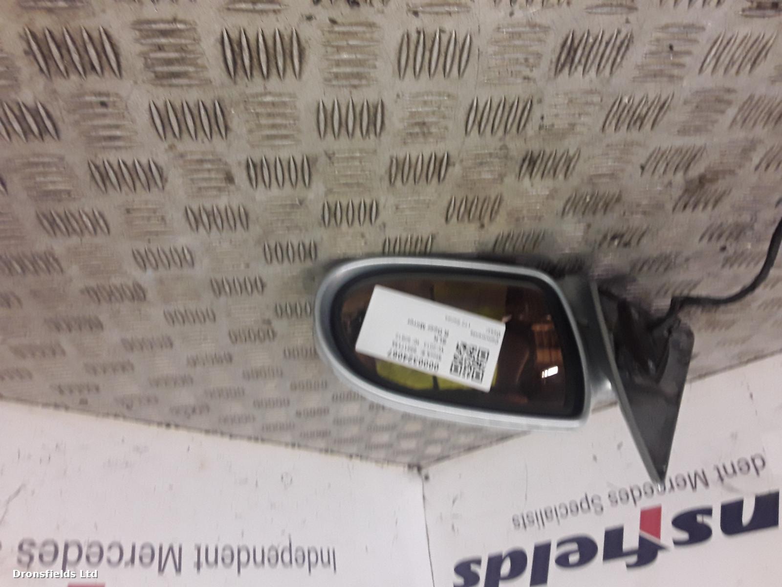 View Auto part R Door Mirror Mercedes Slk 2013