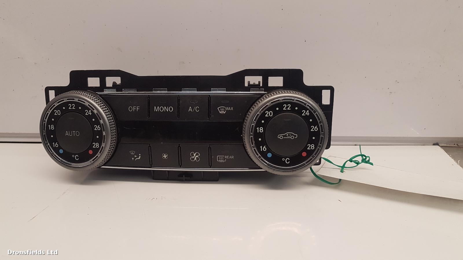 View Auto part Heater/AC Controller Mercedes C Class 2007