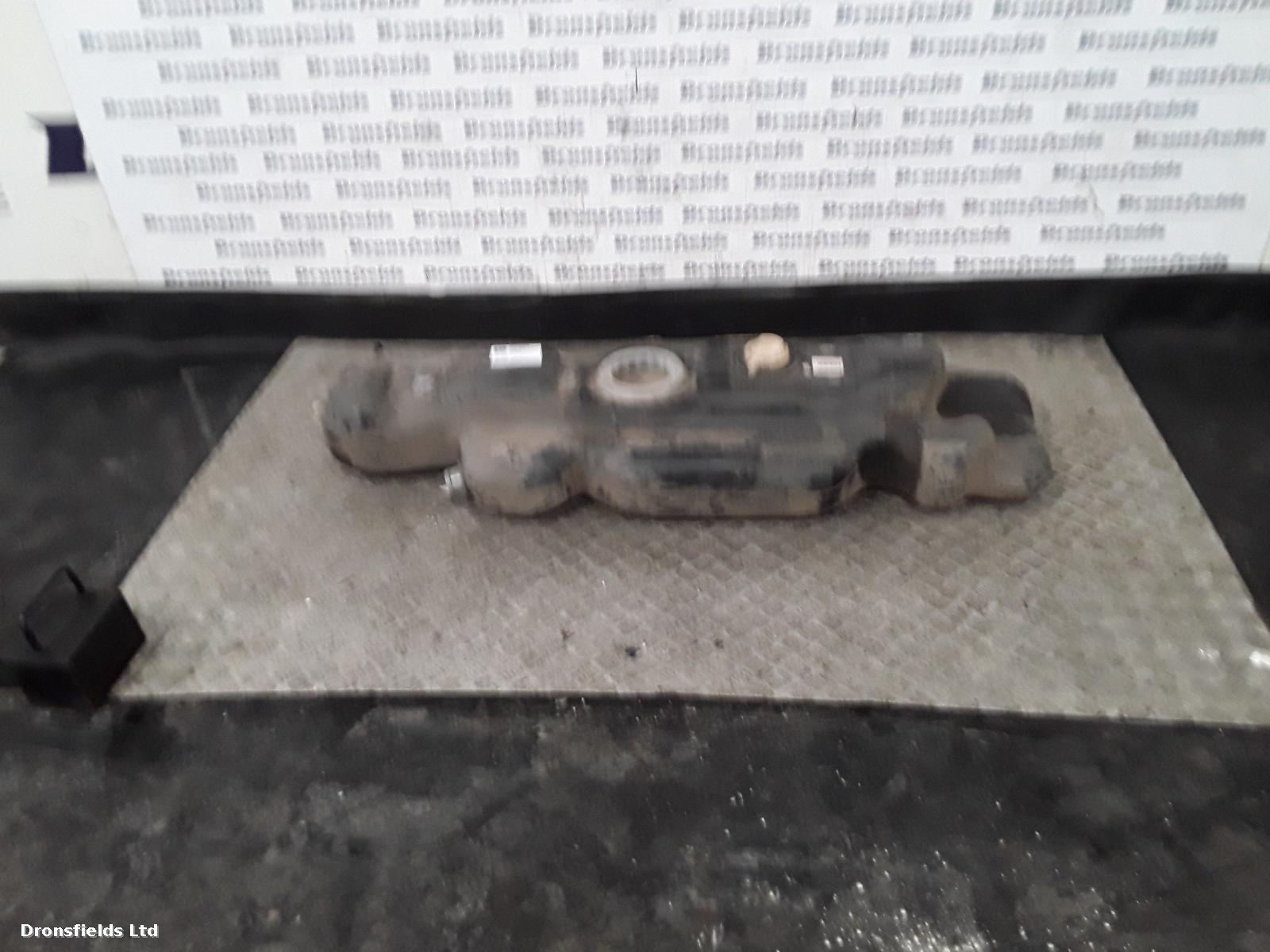 View Auto part Fuel Tank Mercedes Sprinter 2022