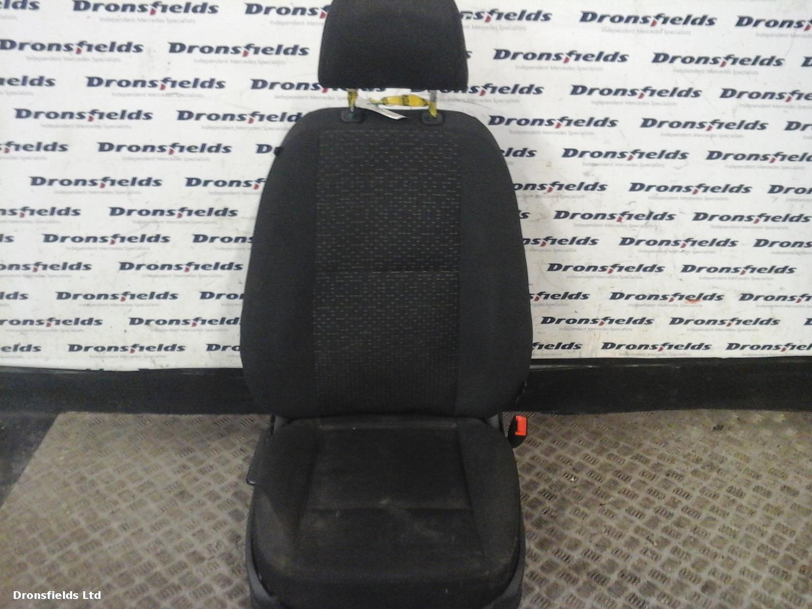 View Auto part Front Seat Mercedes Sprinter 2017