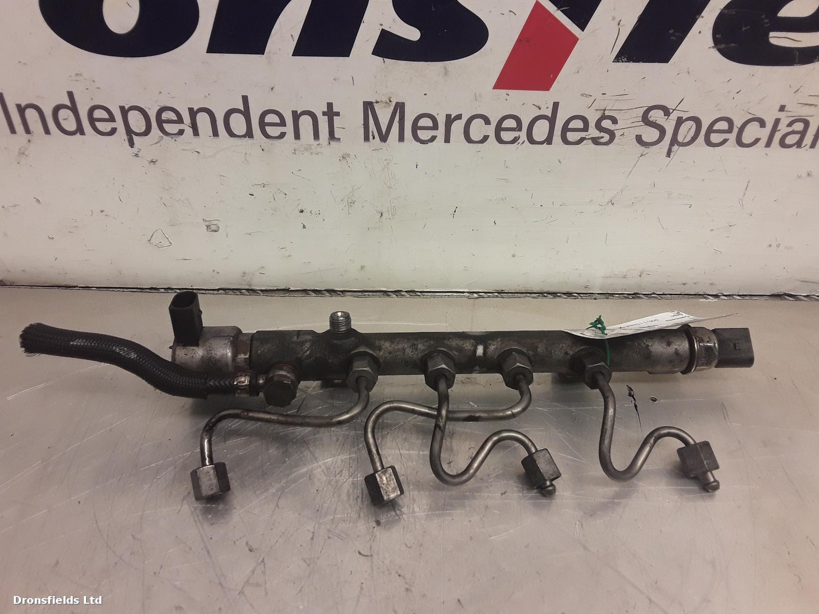 View Auto part Injection Rail Mercedes Sprinter 2017