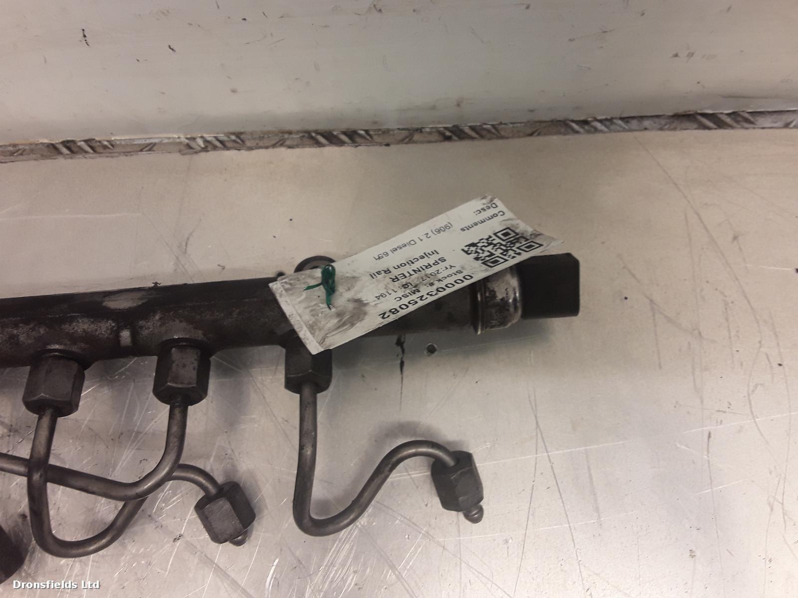 View Auto part Injection Rail Mercedes Sprinter 2017