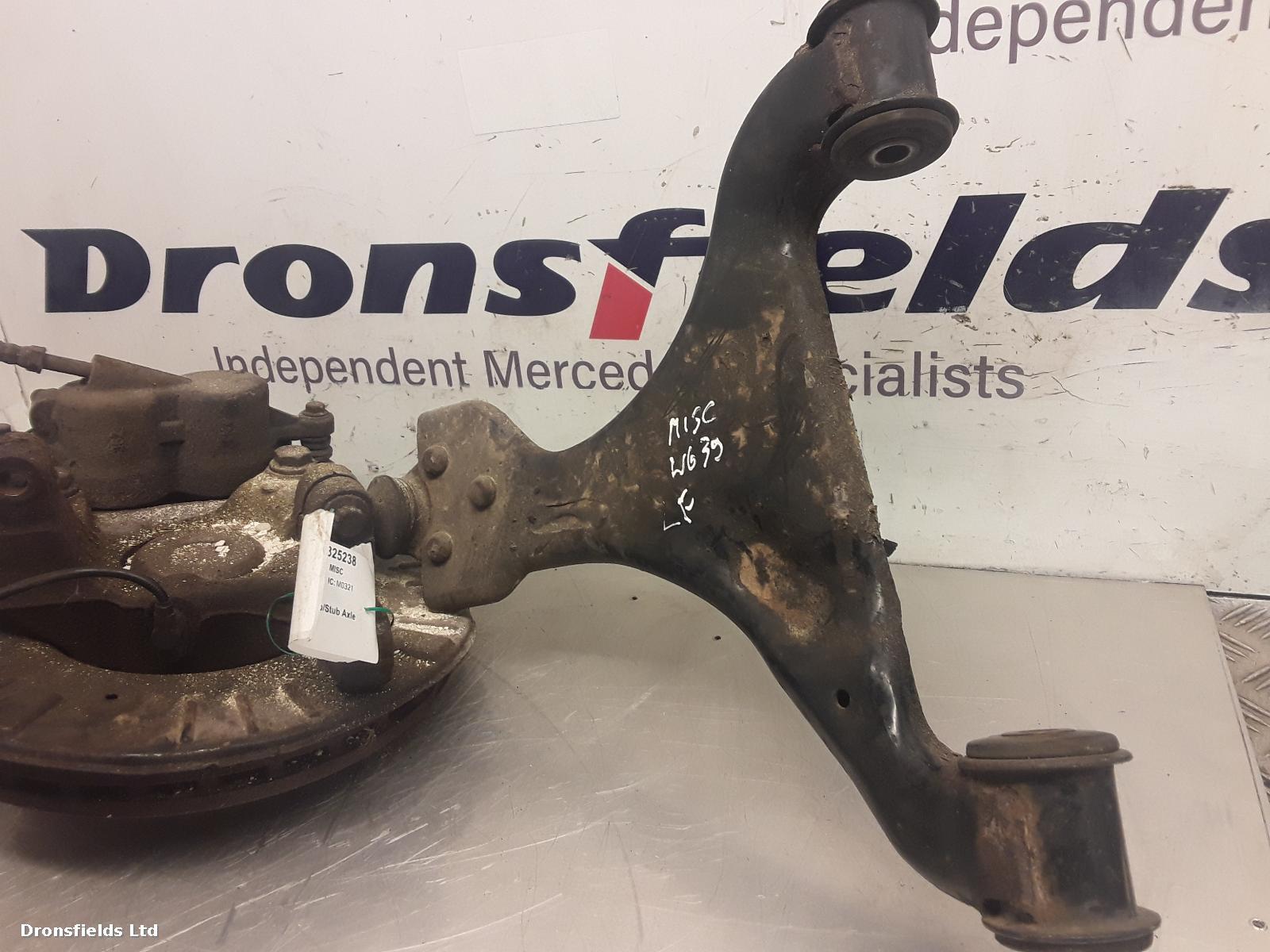 View Auto part RF Hub/Stub Axle Assembly Mercedes Vito 2003