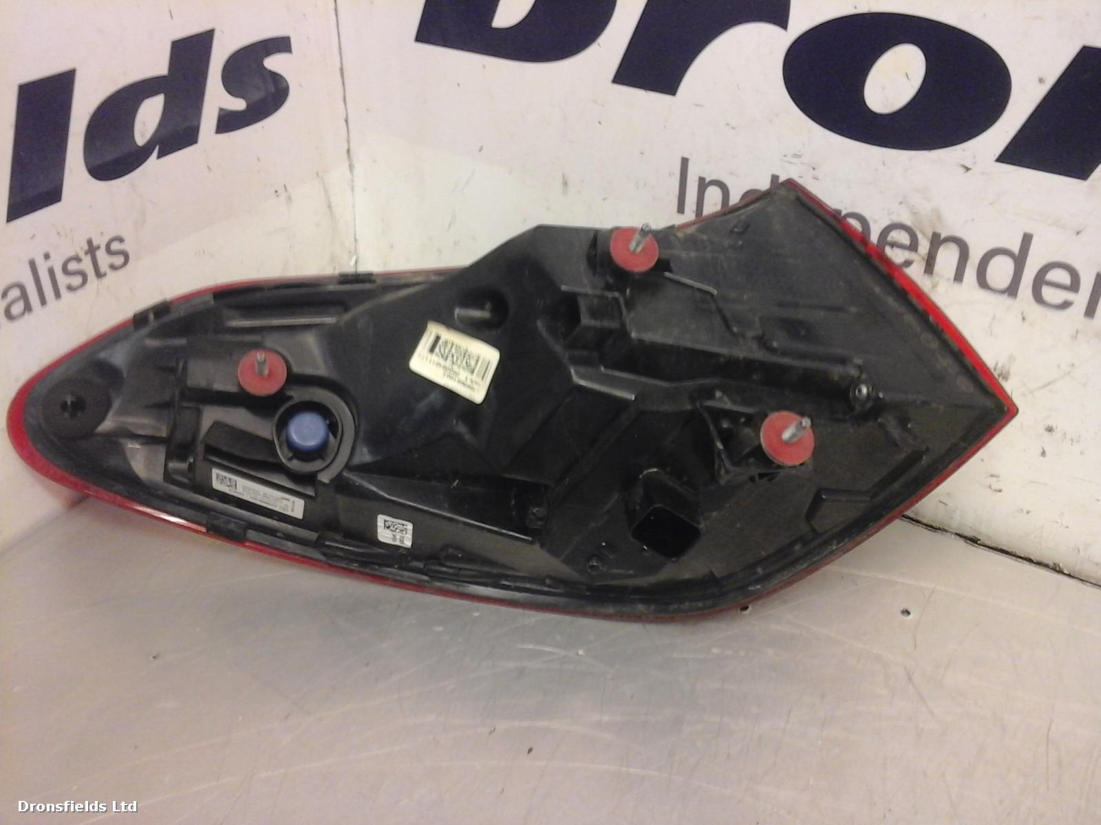 View Auto part R Taillight Mercedes C Class 2022