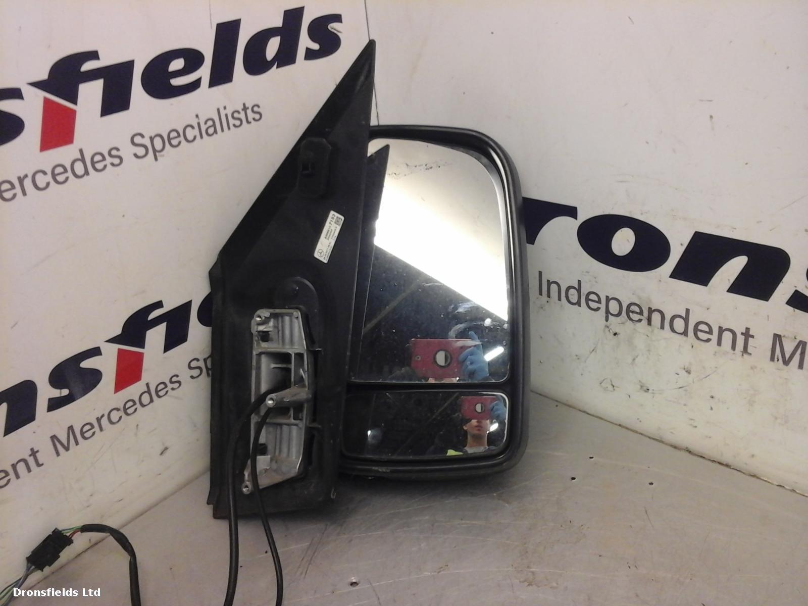 View Auto part R Door Mirror Mercedes Sprinter 2017