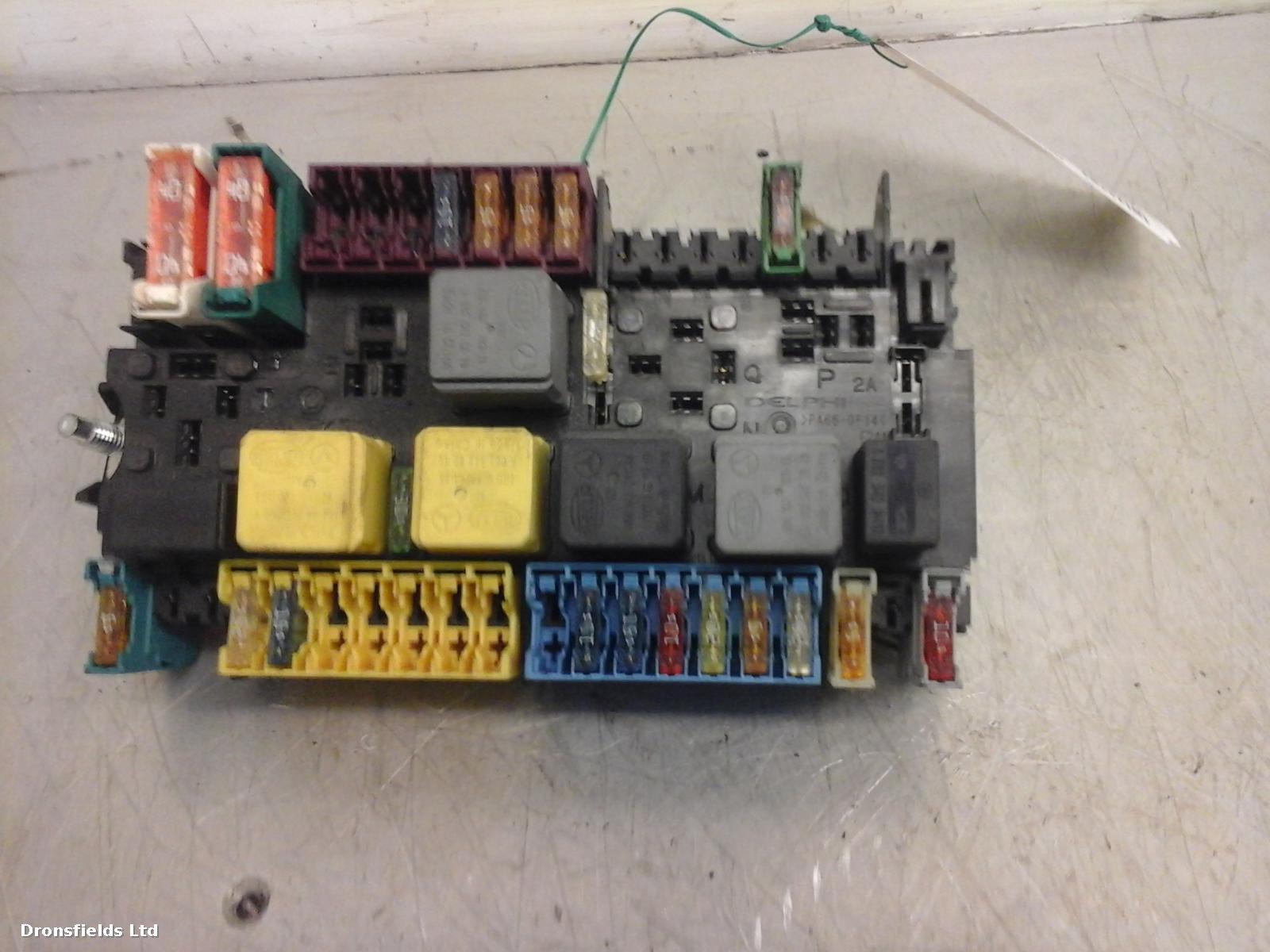 View Auto part Fuse Box Mercedes Cla 2014