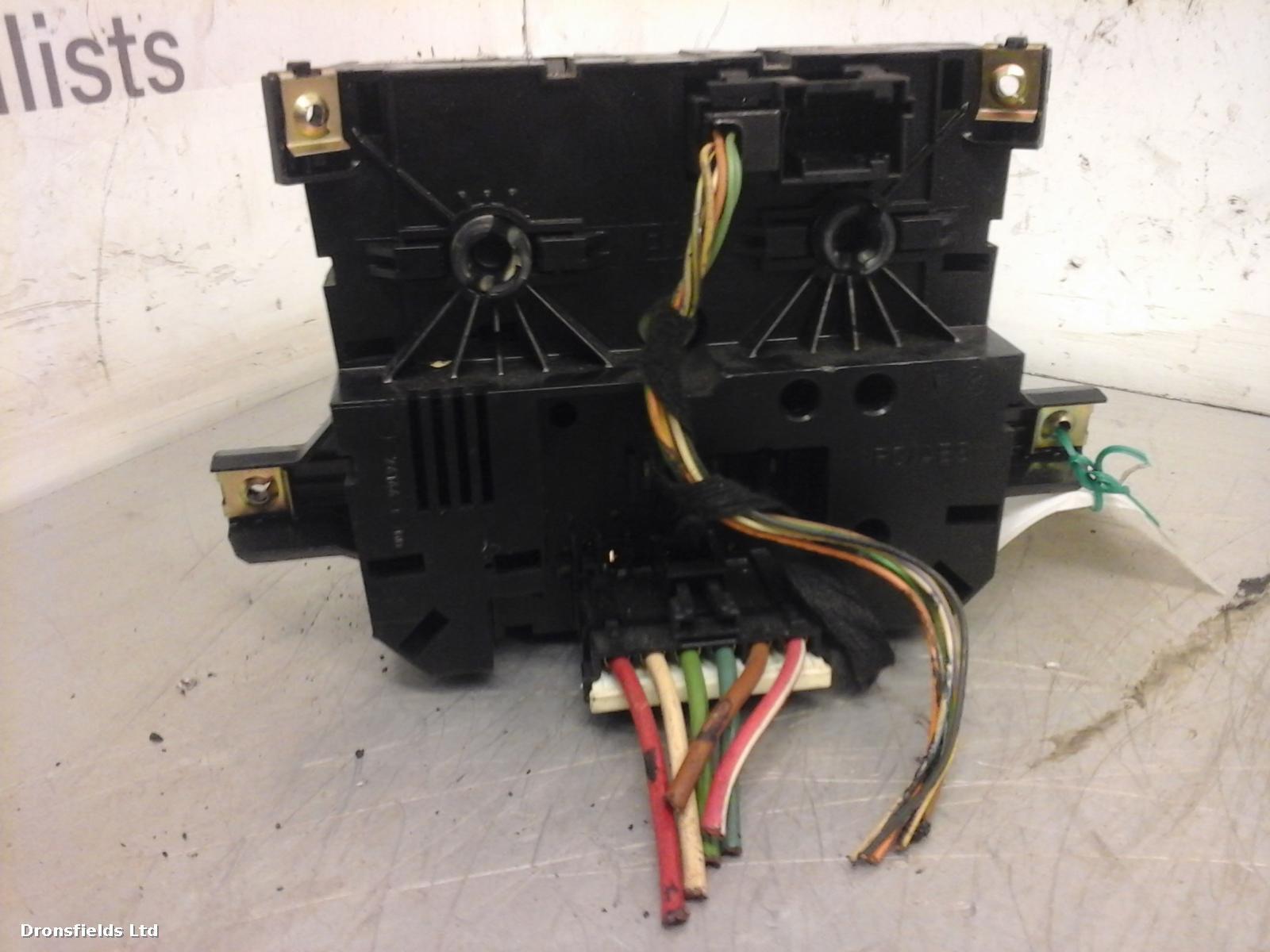 View Auto part Heater/AC Controller Mercedes Vito 2017