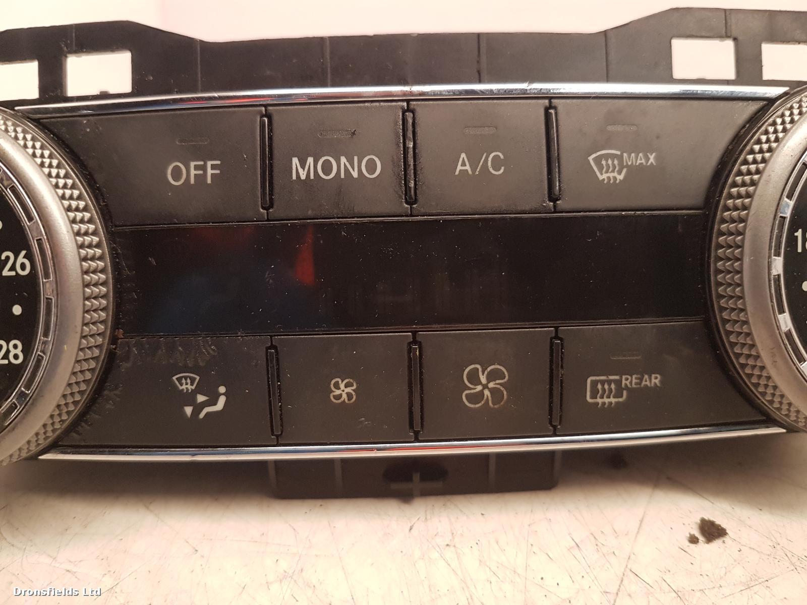 View Auto part Heater/AC Controller Mercedes C Class 2017