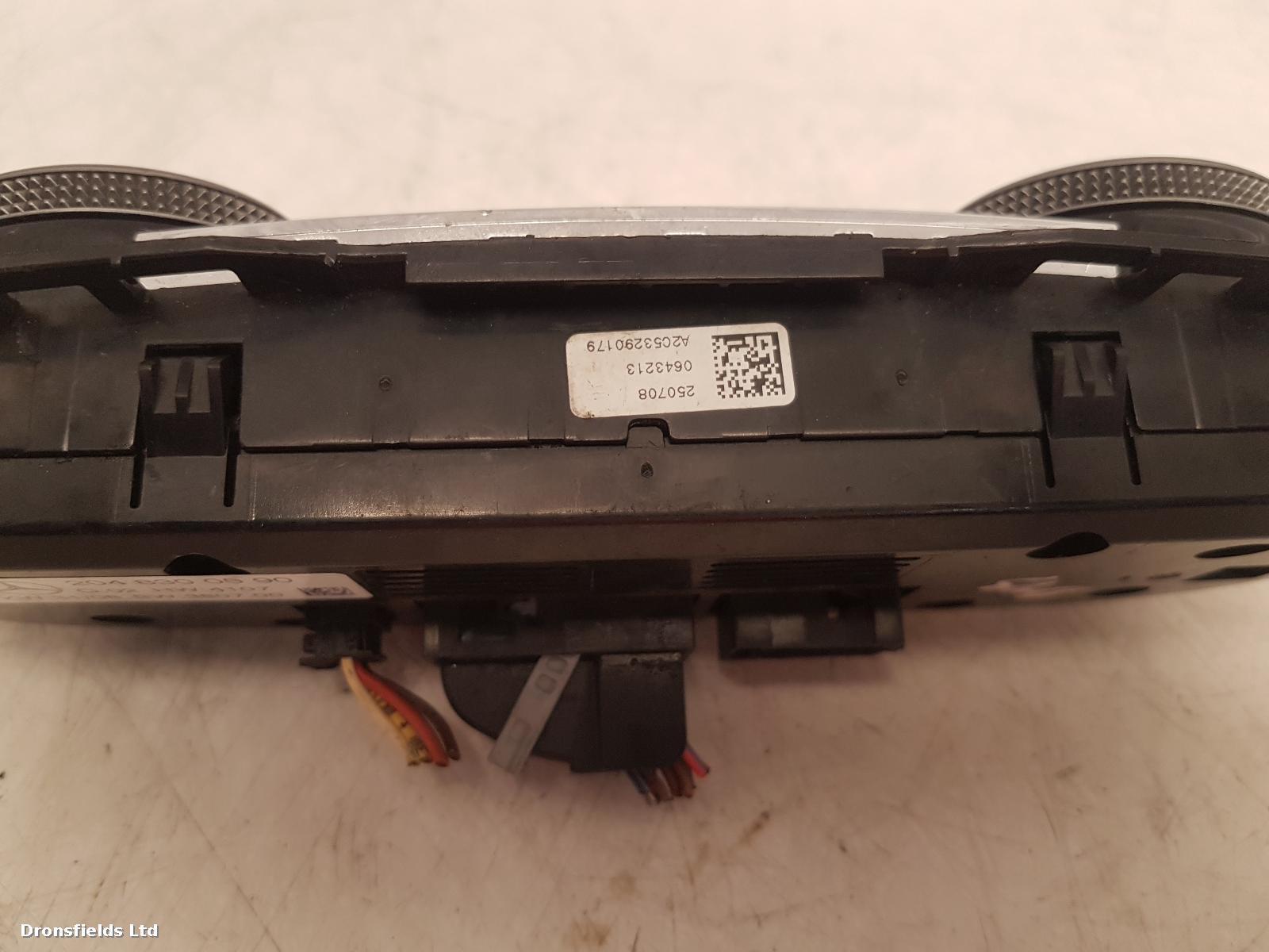 View Auto part Heater/AC Controller Mercedes C Class 2017
