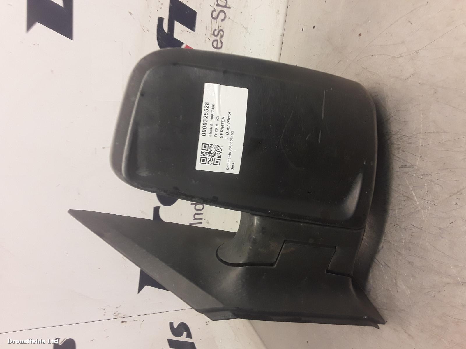 View Auto part L Door Mirror Mercedes Sprinter 2018