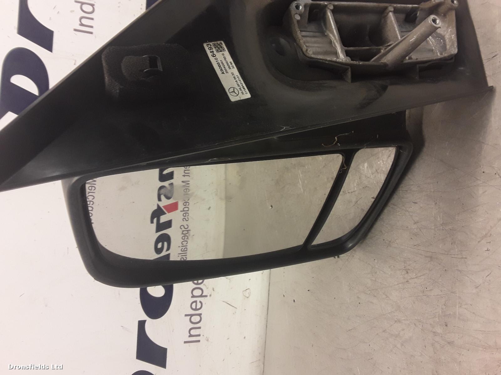 View Auto part L Door Mirror Mercedes Sprinter 2018
