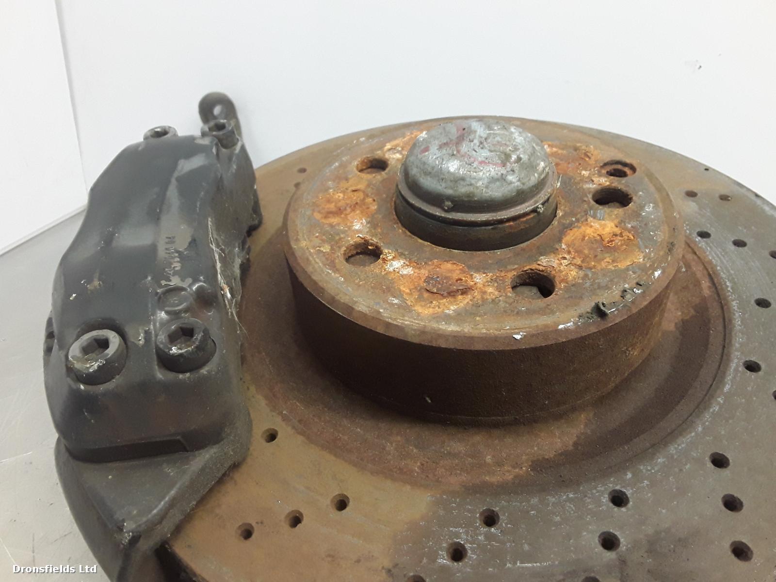 View Auto part RF Hub/Stub Axle Assembly Mercedes Cl Class 2000