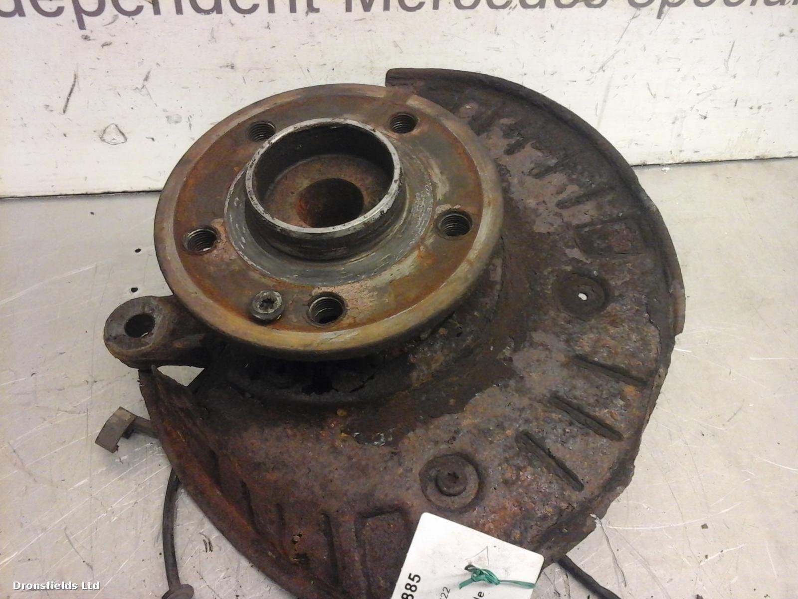 View Auto part RF Hub/Stub Axle Assembly Mercedes Vito 2013