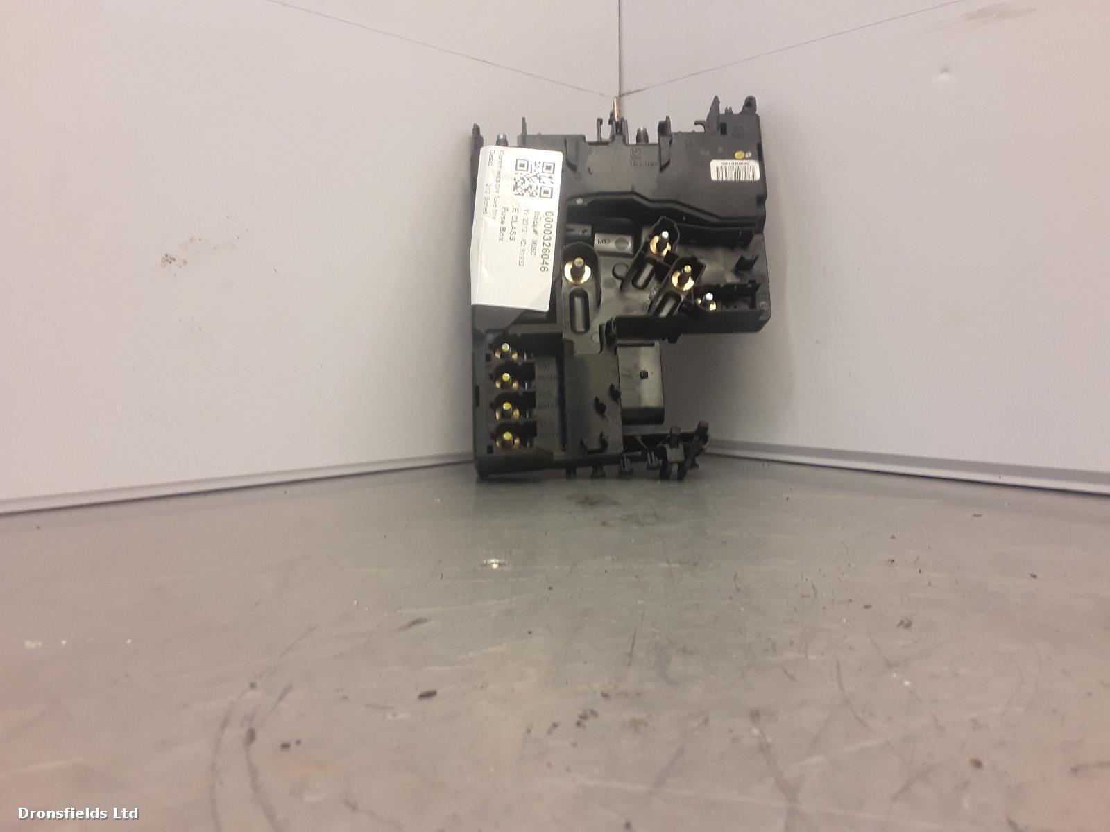View Auto part Fuse Box Mercedes E Class 2012