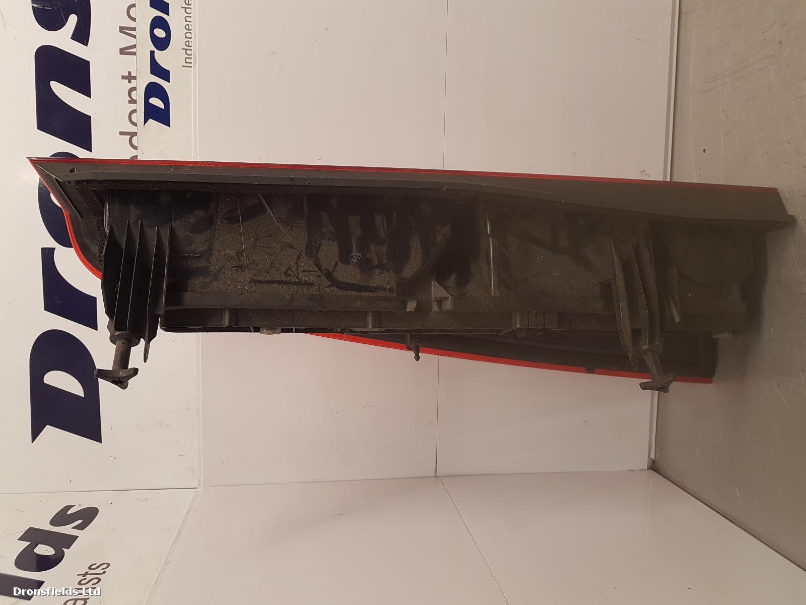 View Auto part R Taillight Mercedes Citan 2016