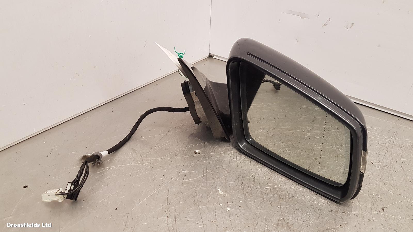 View Auto part R Door Mirror Mercedes E Class 2014