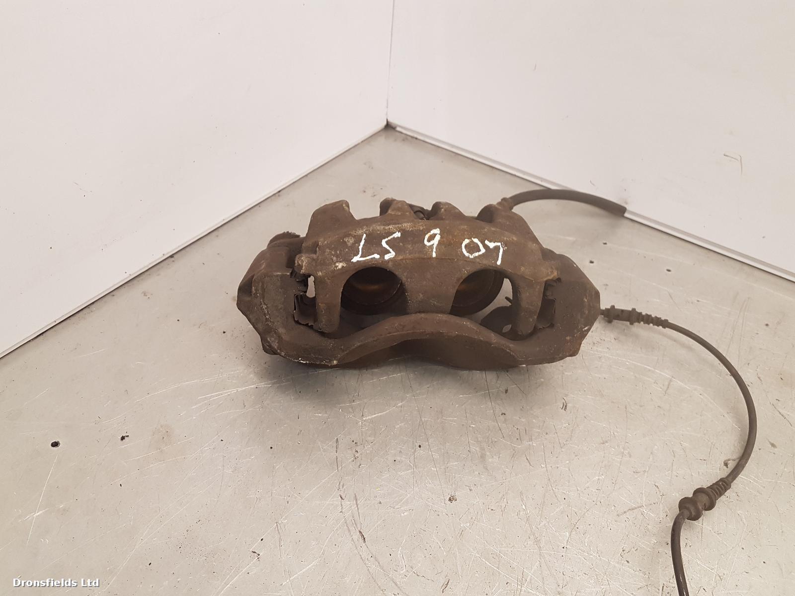 View Auto part Caliper Mercedes Sprinter 2023