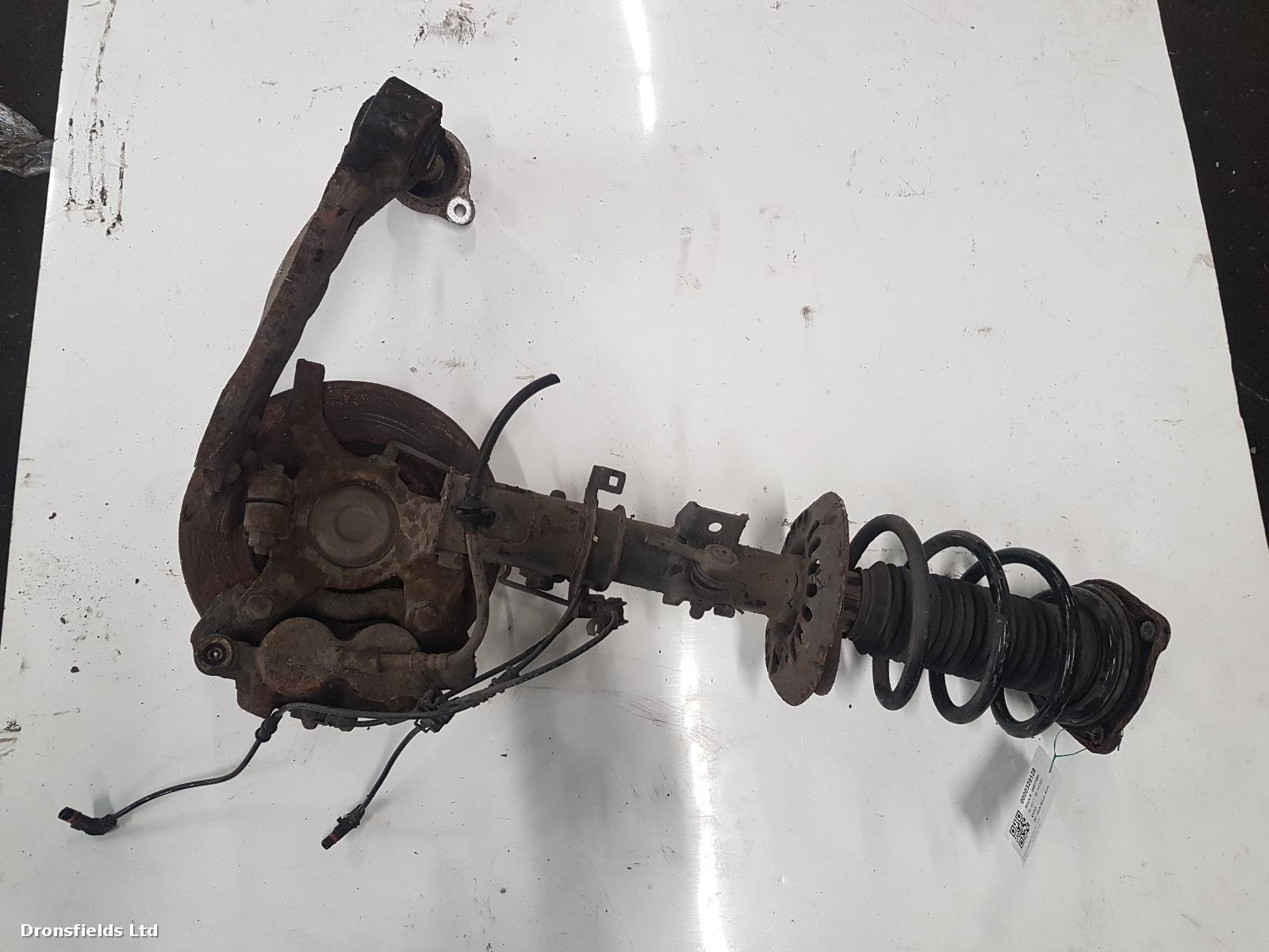 View Auto part RF Hub/Stub Axle Assembly Mercedes Vito 2011