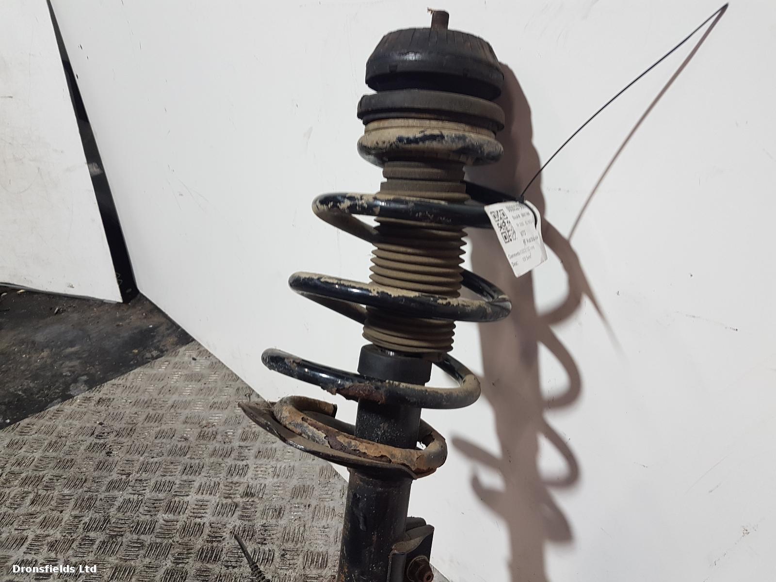 View Auto part RF Hub/Stub Axle Assembly Mercedes Vito 2008