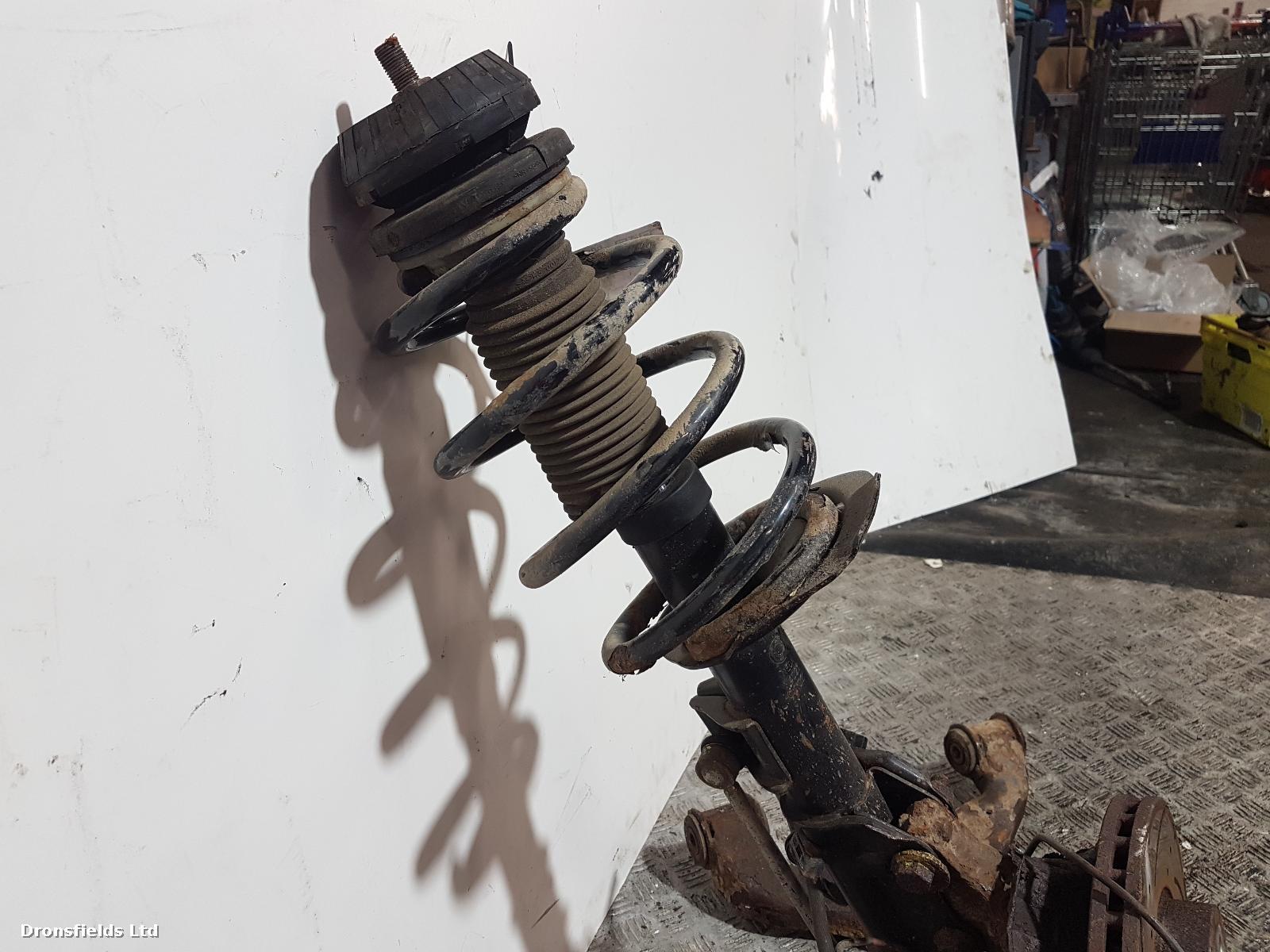 View Auto part RF Hub/Stub Axle Assembly Mercedes Vito 2008