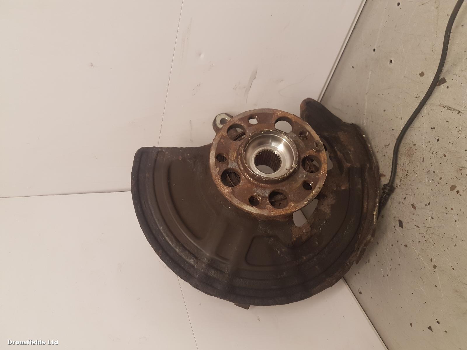 View Auto part RF Hub/Stub Axle Assembly Mercedes B Class 2013