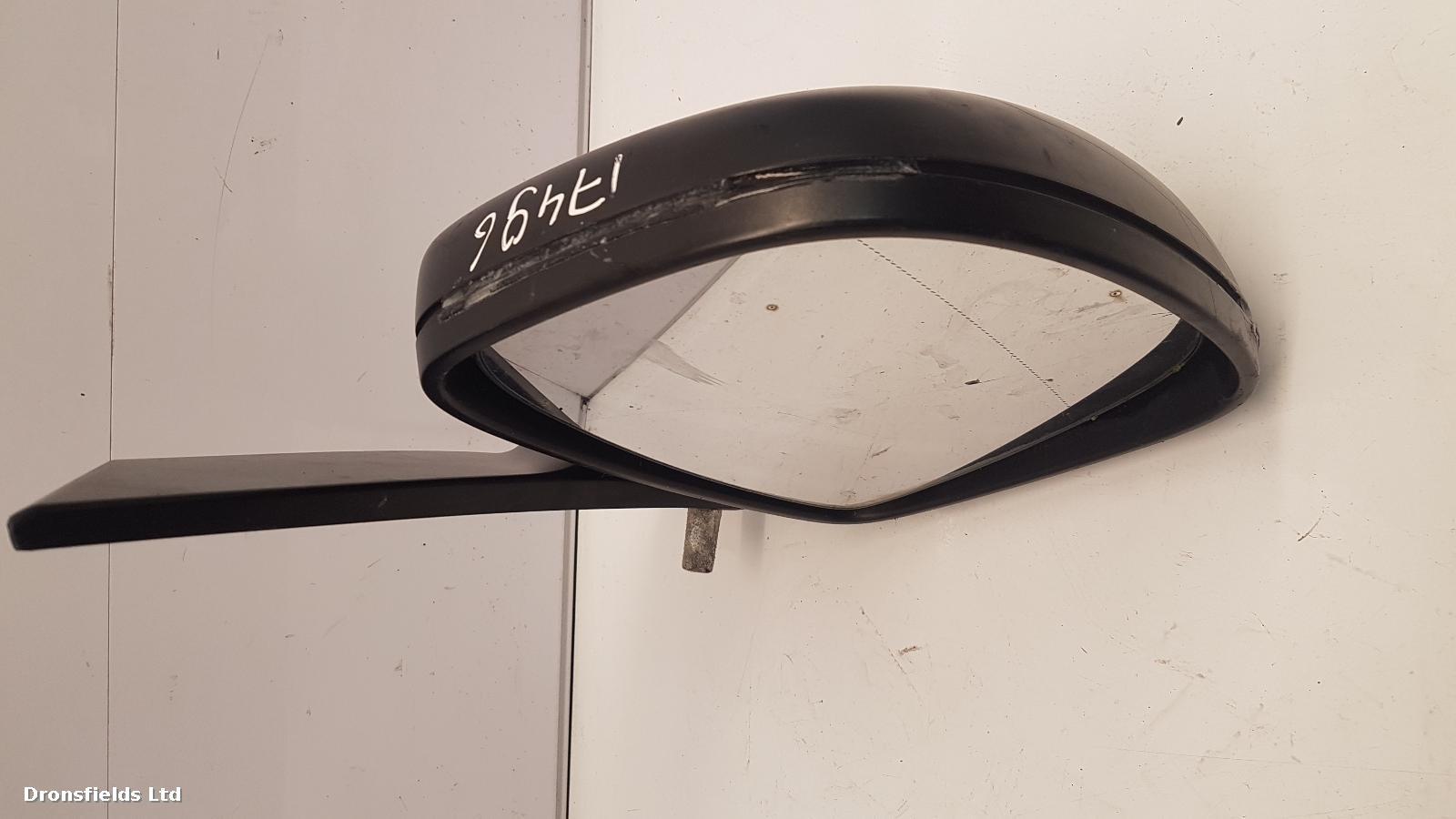View Auto part R Door Mirror Mercedes Vito 2008