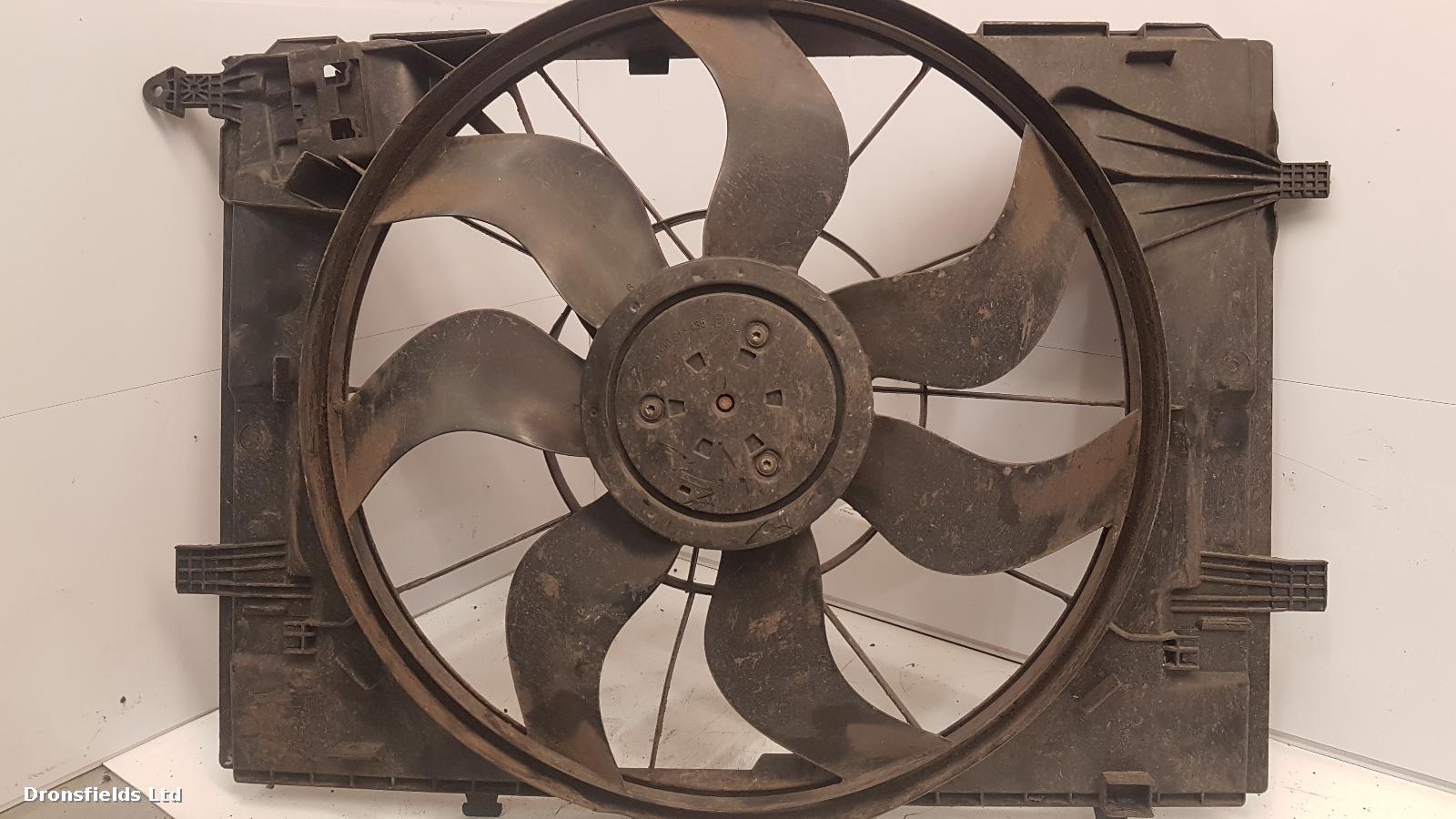 View Auto part Engine Cooling Motor Mercedes C Class 2015