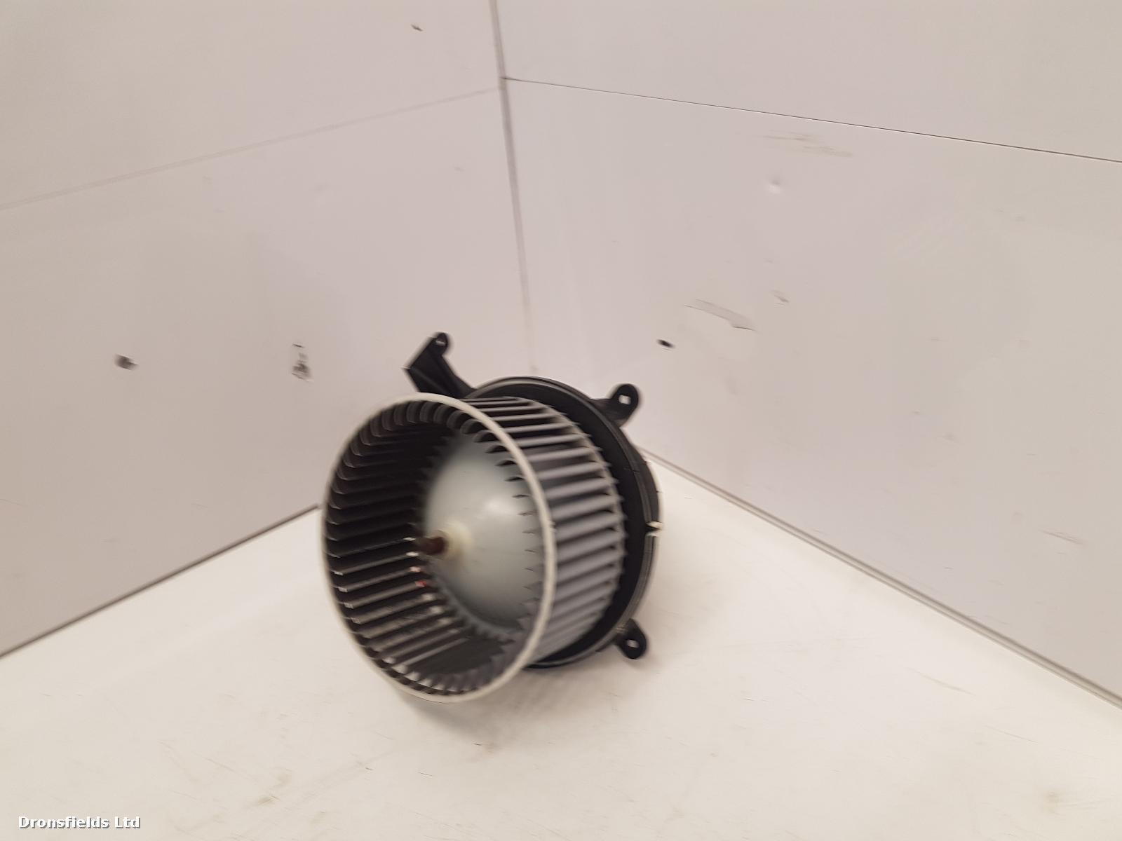 View Auto part Heater Motor/Assembly Mercedes Vito 2016