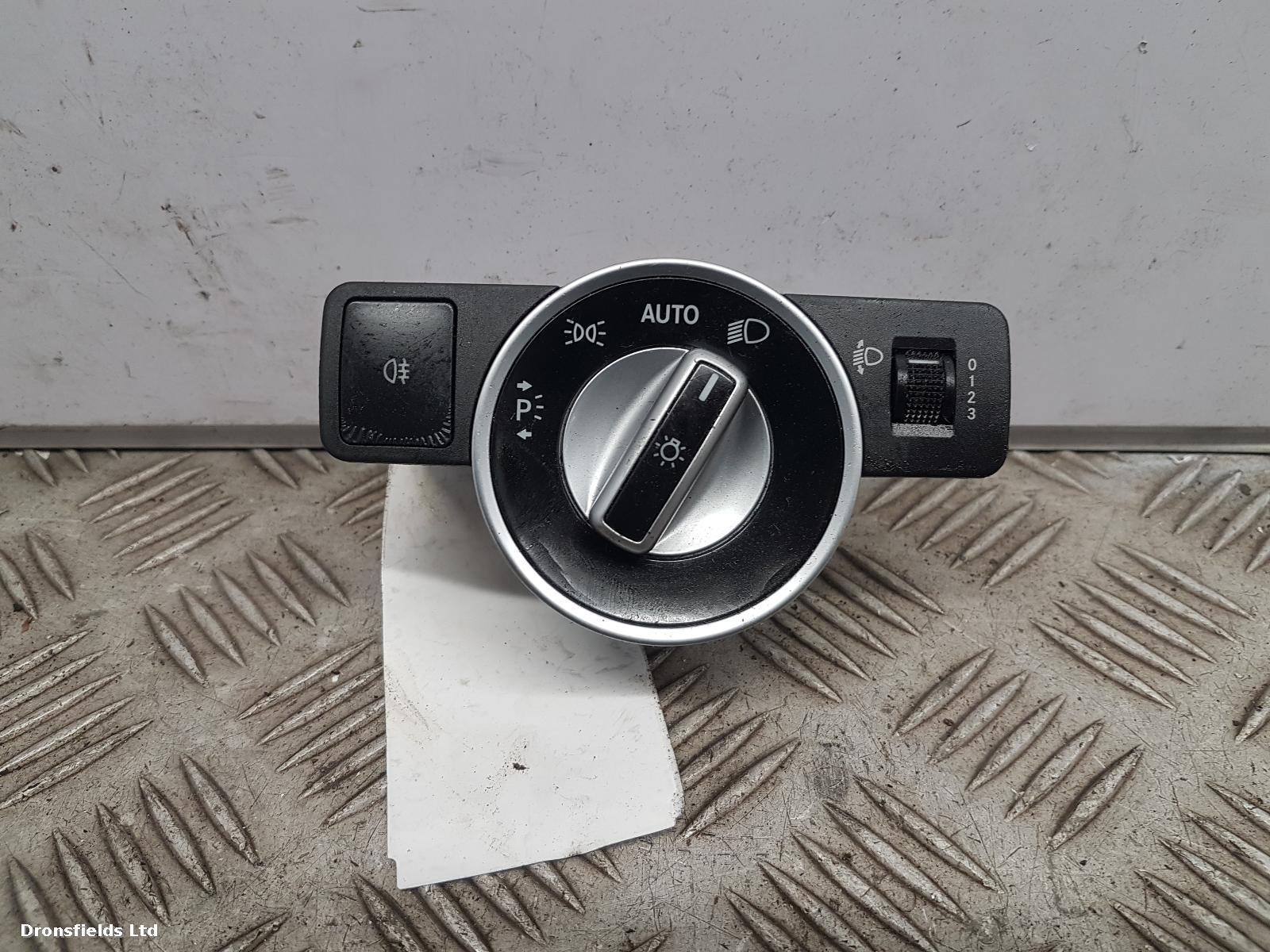 View Auto part Headlight Switch Mercedes A Class 2014
