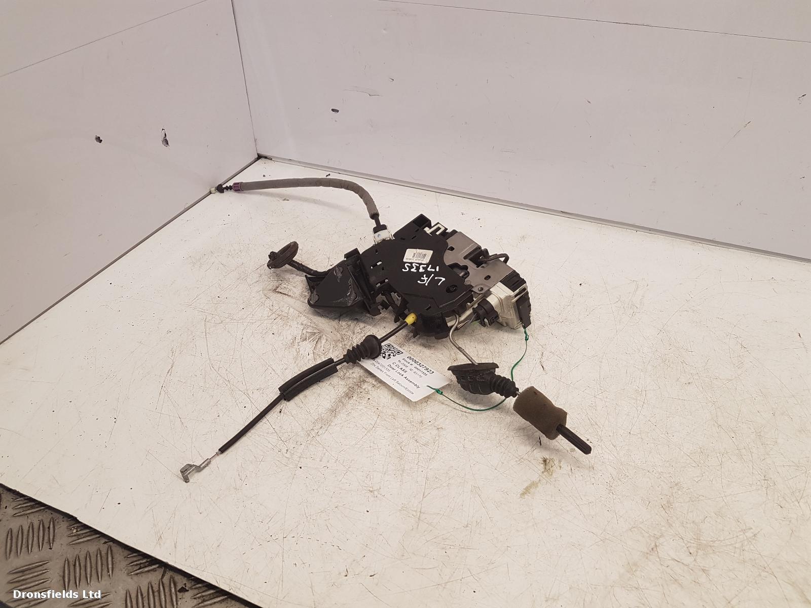 View Auto part Door Lock Assembly Mercedes C Class 2008