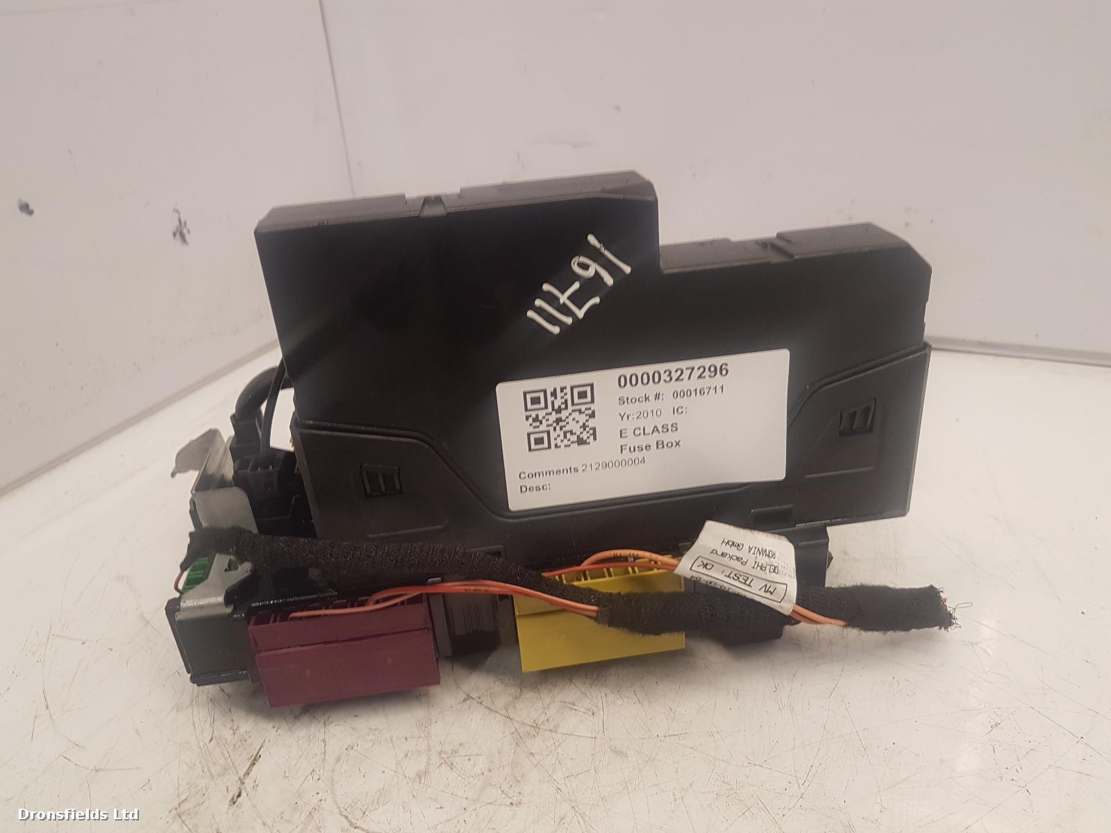 View Auto part Fuse Box Mercedes E Class 2010
