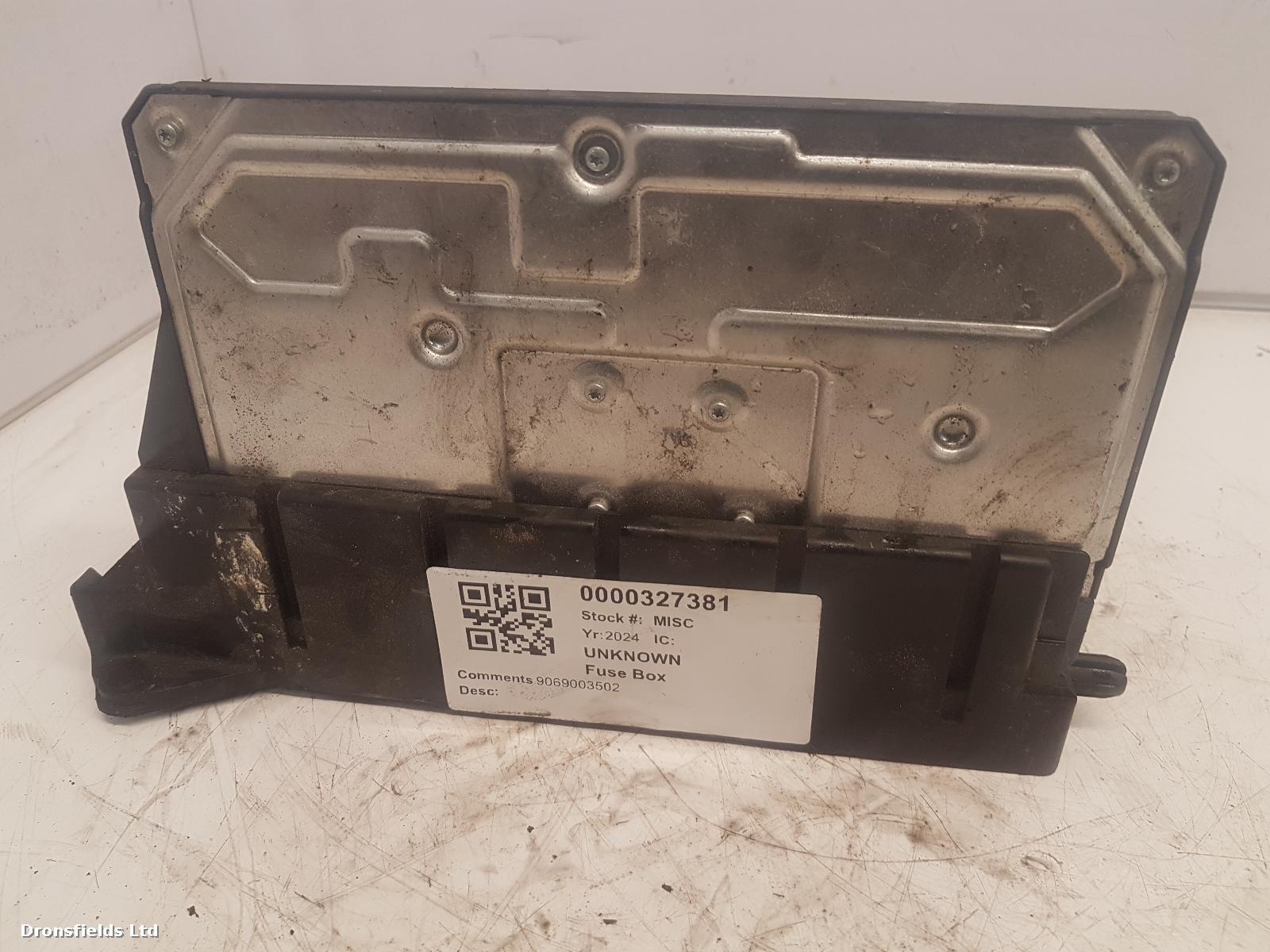 View Auto part Fuse Box Unknown Unknown 2024