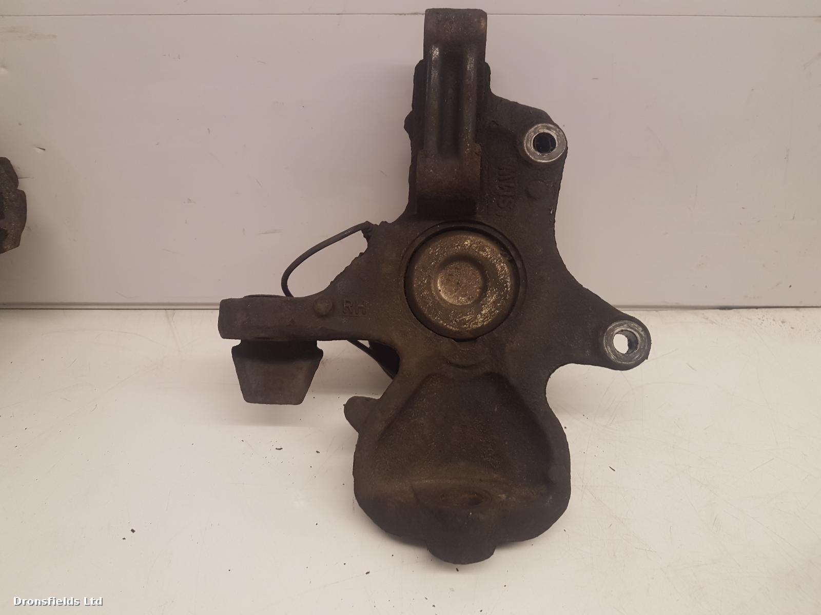View Auto part RF Hub/Stub Axle Assembly Mercedes Sprinter 2016