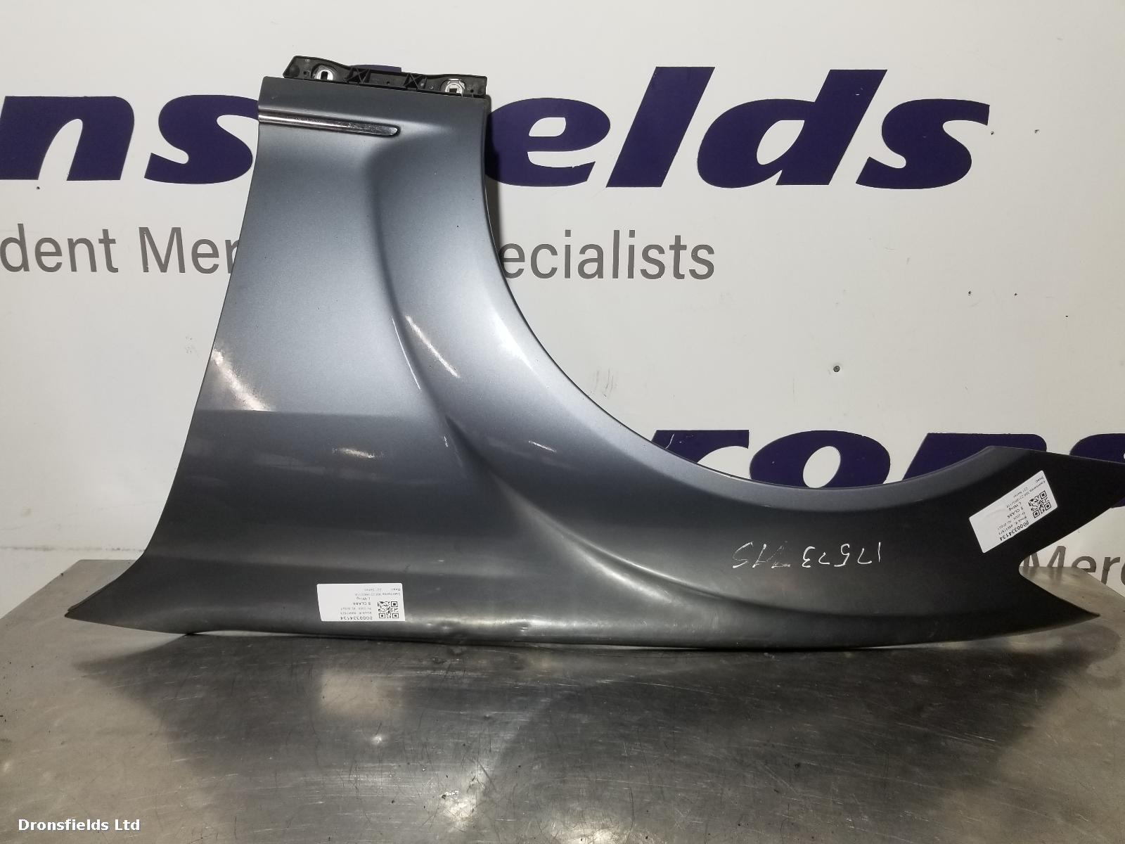 View Auto part L Wing Mercedes S Class 2008