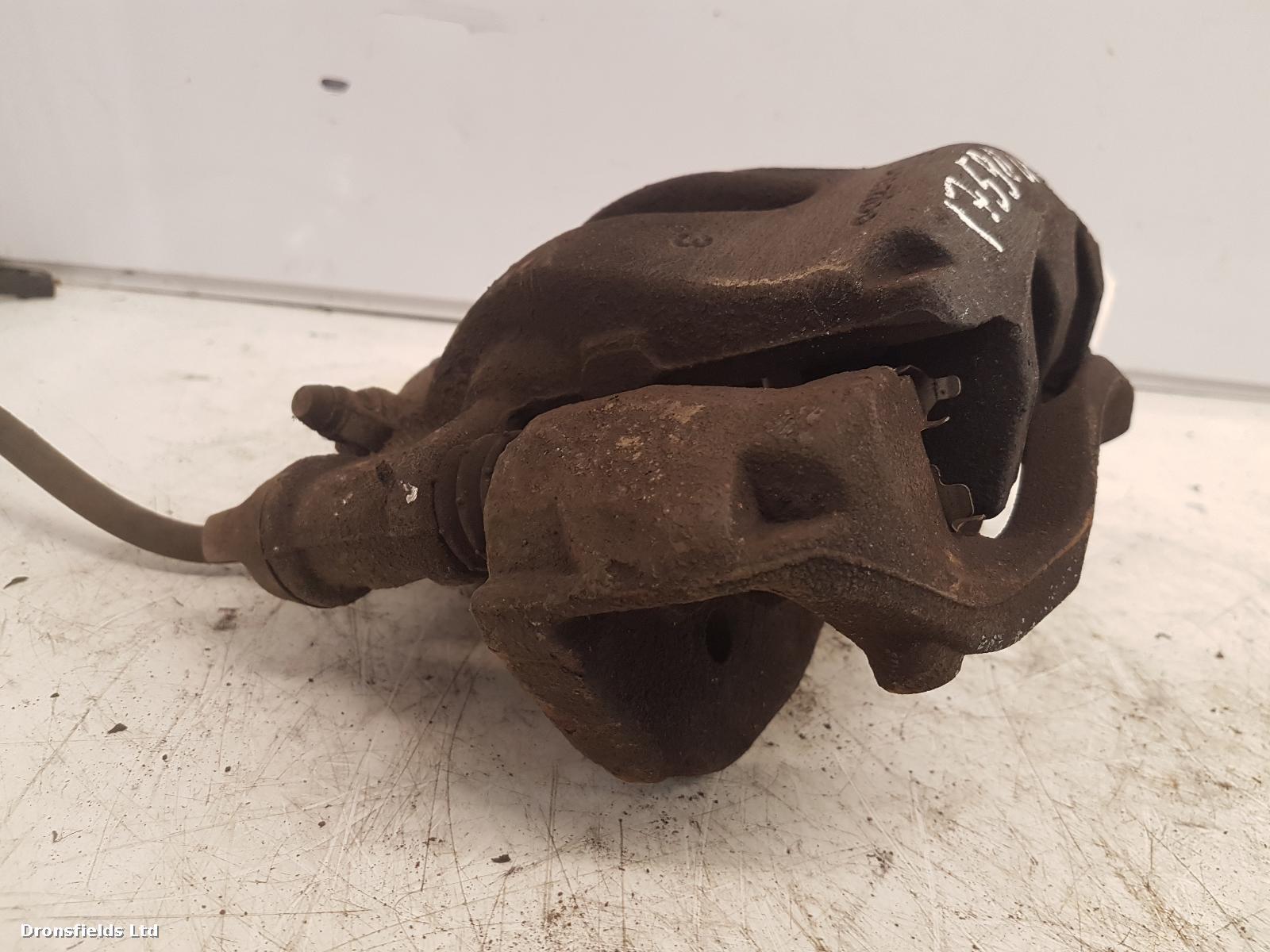 View Auto part Caliper Mercedes Vito 2016