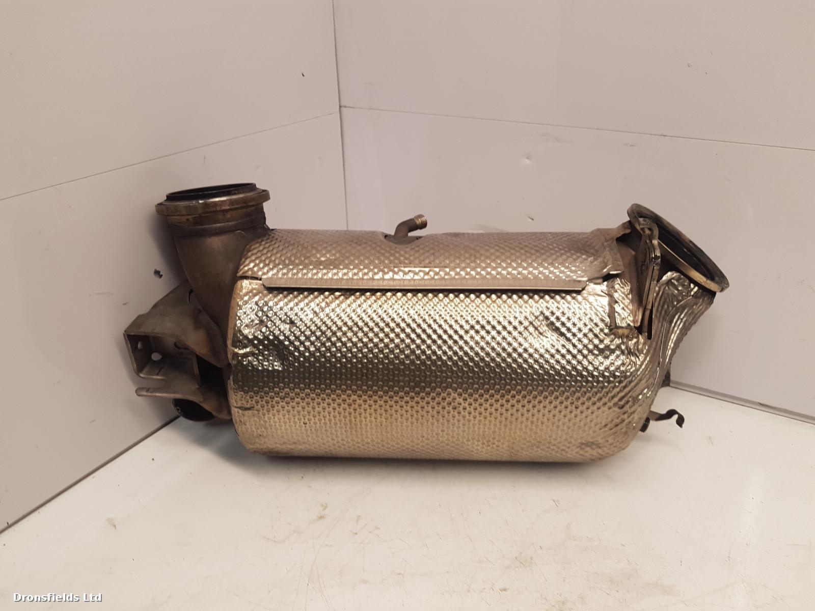 View Auto part Catalytic Converter Mercedes Sprinter 2020
