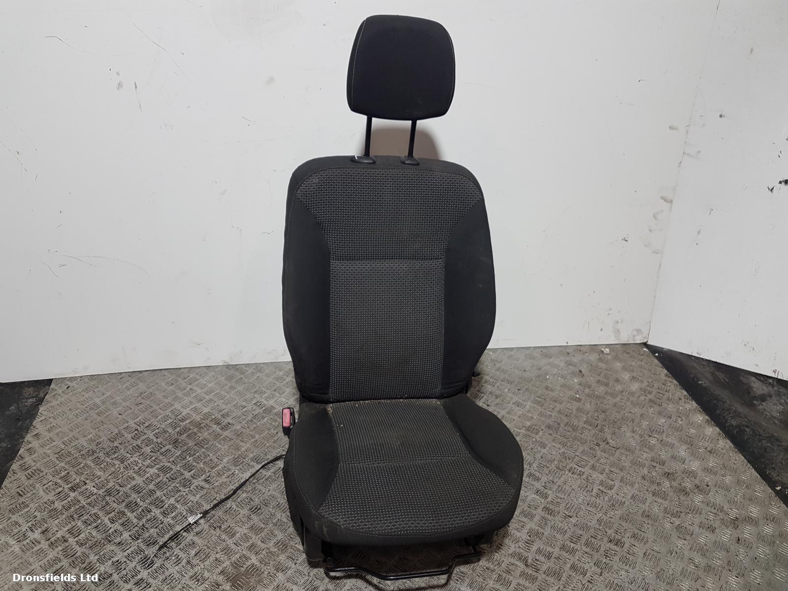 View Auto part Front Seat Mercedes Citan 2015