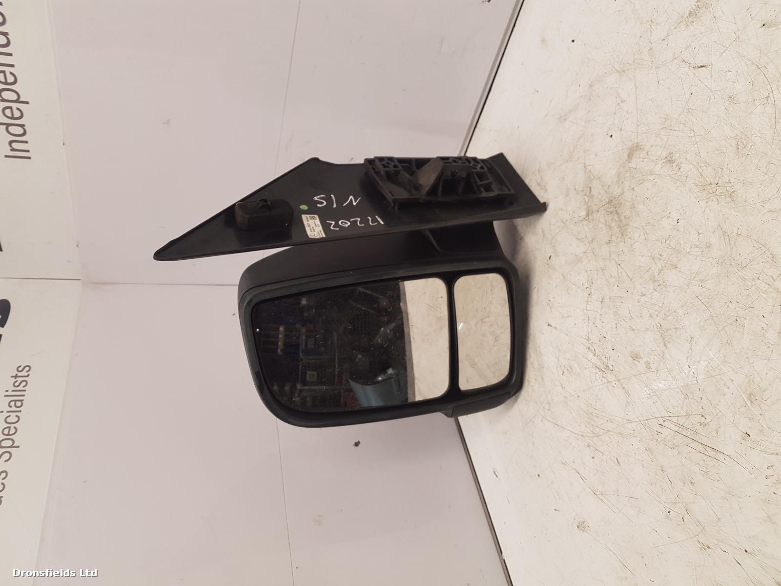 View Auto part L Door Mirror Mercedes Sprinter 2019