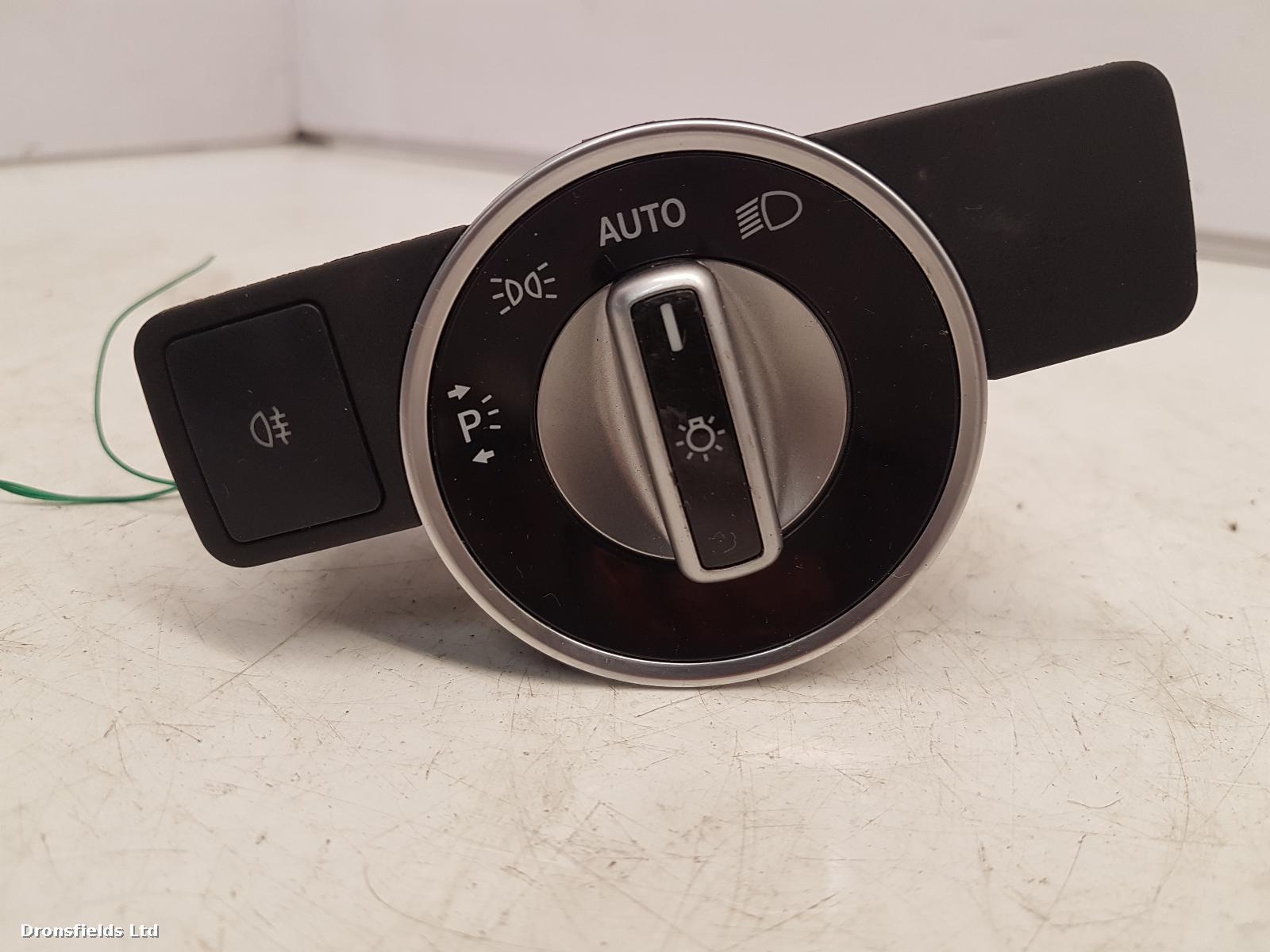 View Auto part Headlight Switch Mercedes A Class 2017