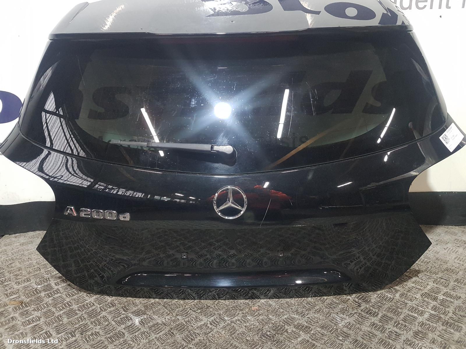 View Auto part Bootlid/Tailgate Mercedes A Class 2017