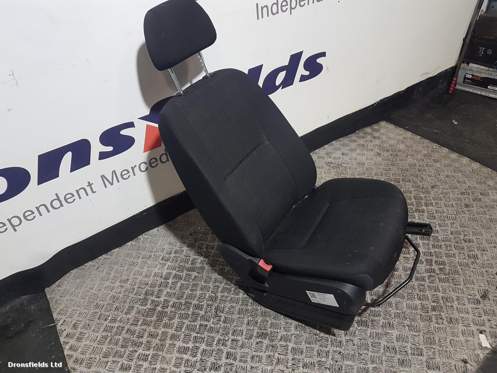 View Auto part Front Seat Mercedes Sprinter 2018