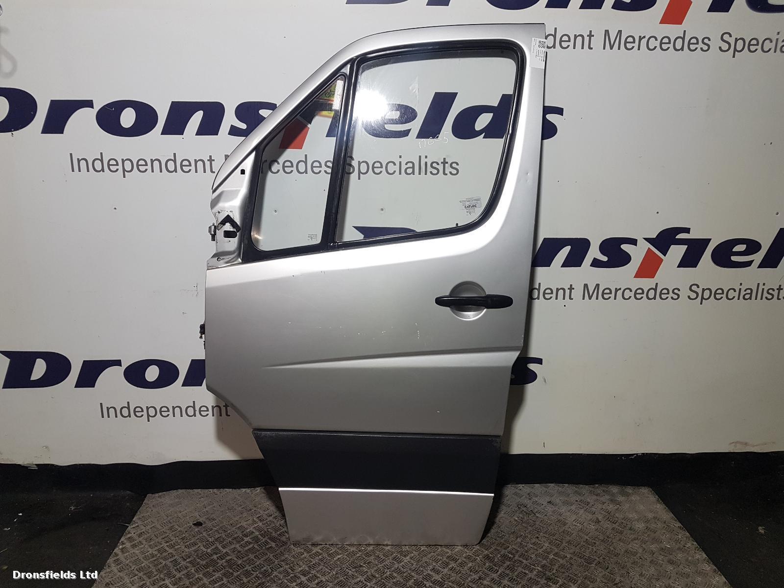 View Auto part L Front Door Mercedes Sprinter 2014