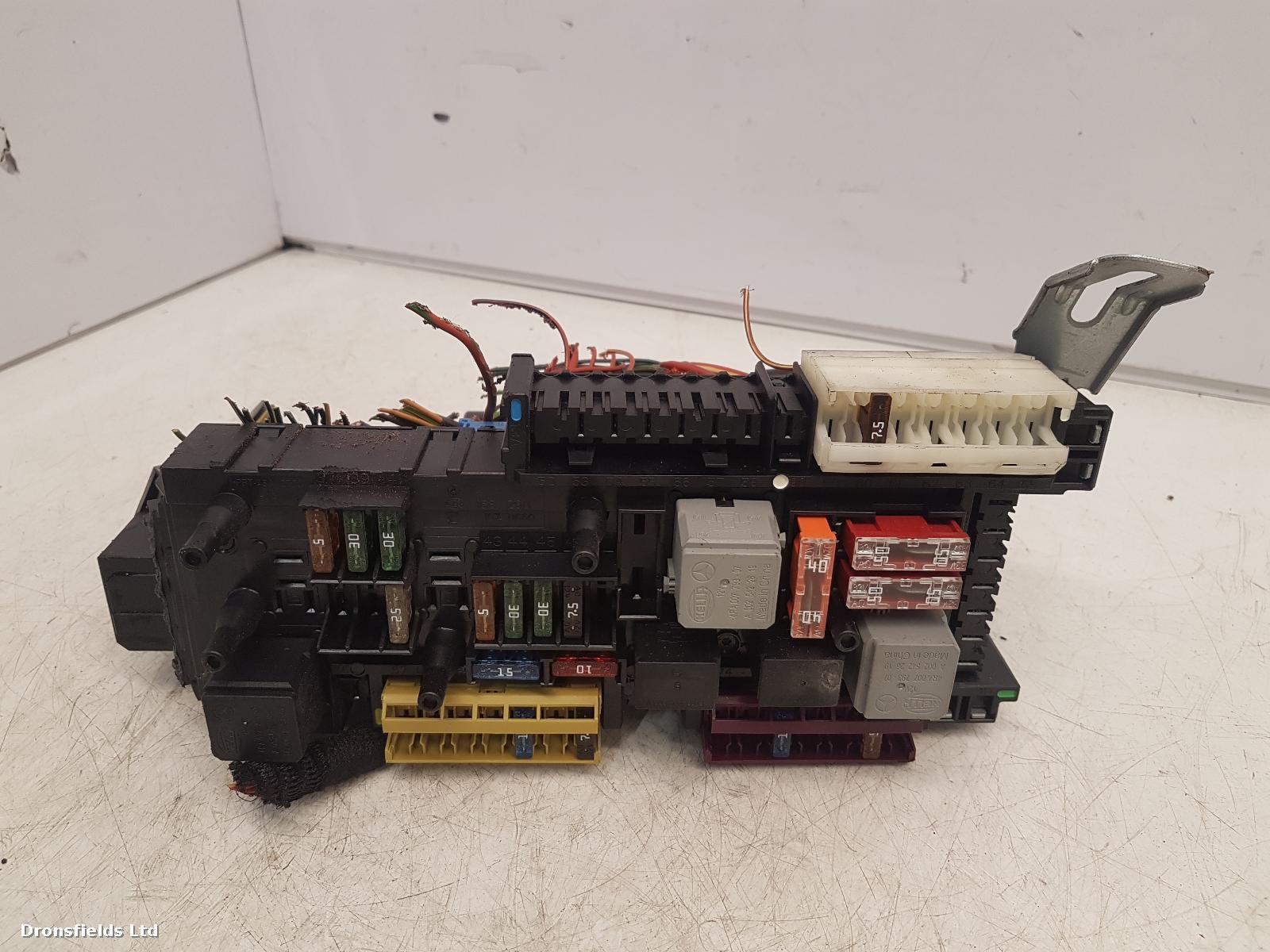 View Auto part Fuse Box Mercedes E Class 2010